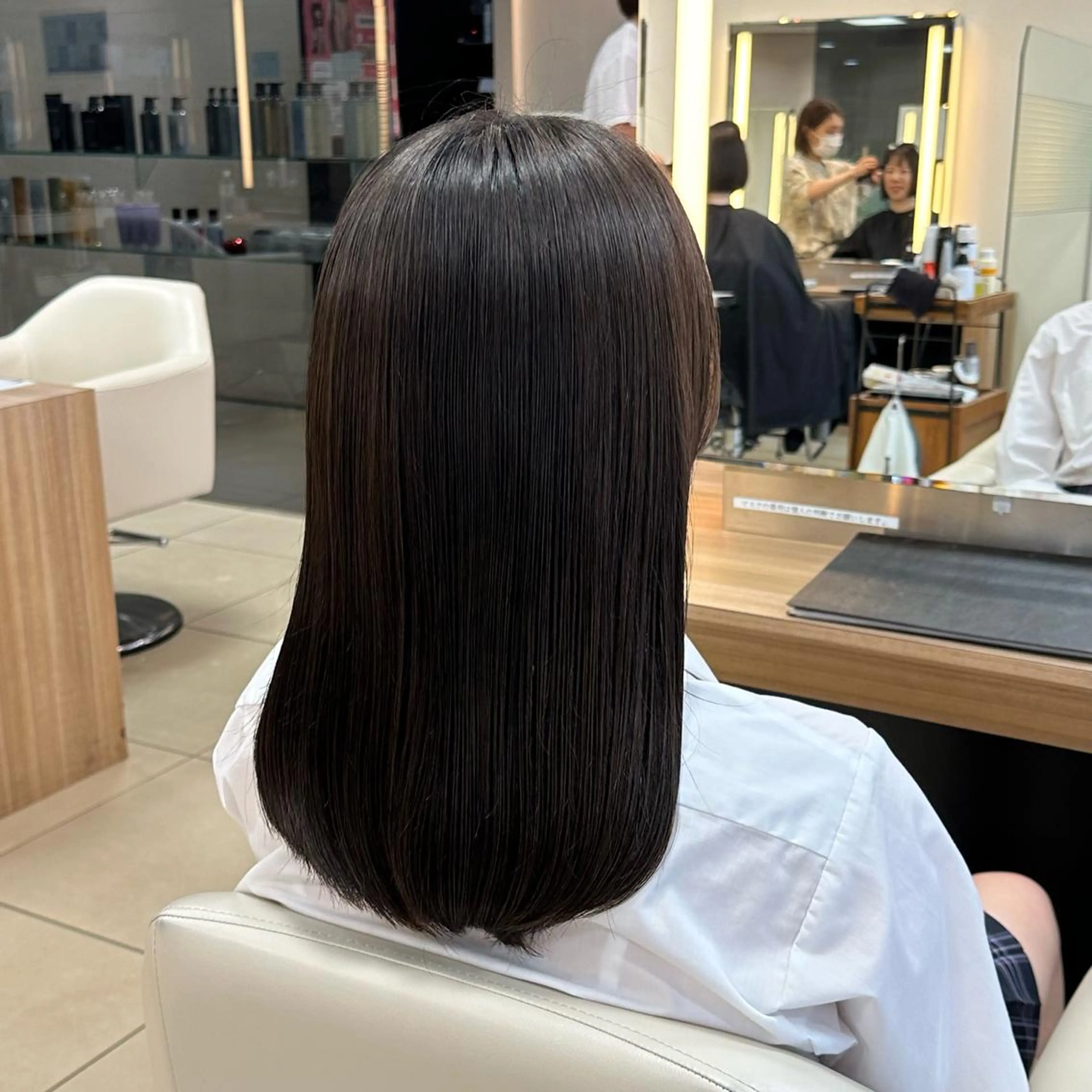 ミディアム ハイトーン/暖色/ 眉/メイク/Rinaのヘアスタイル