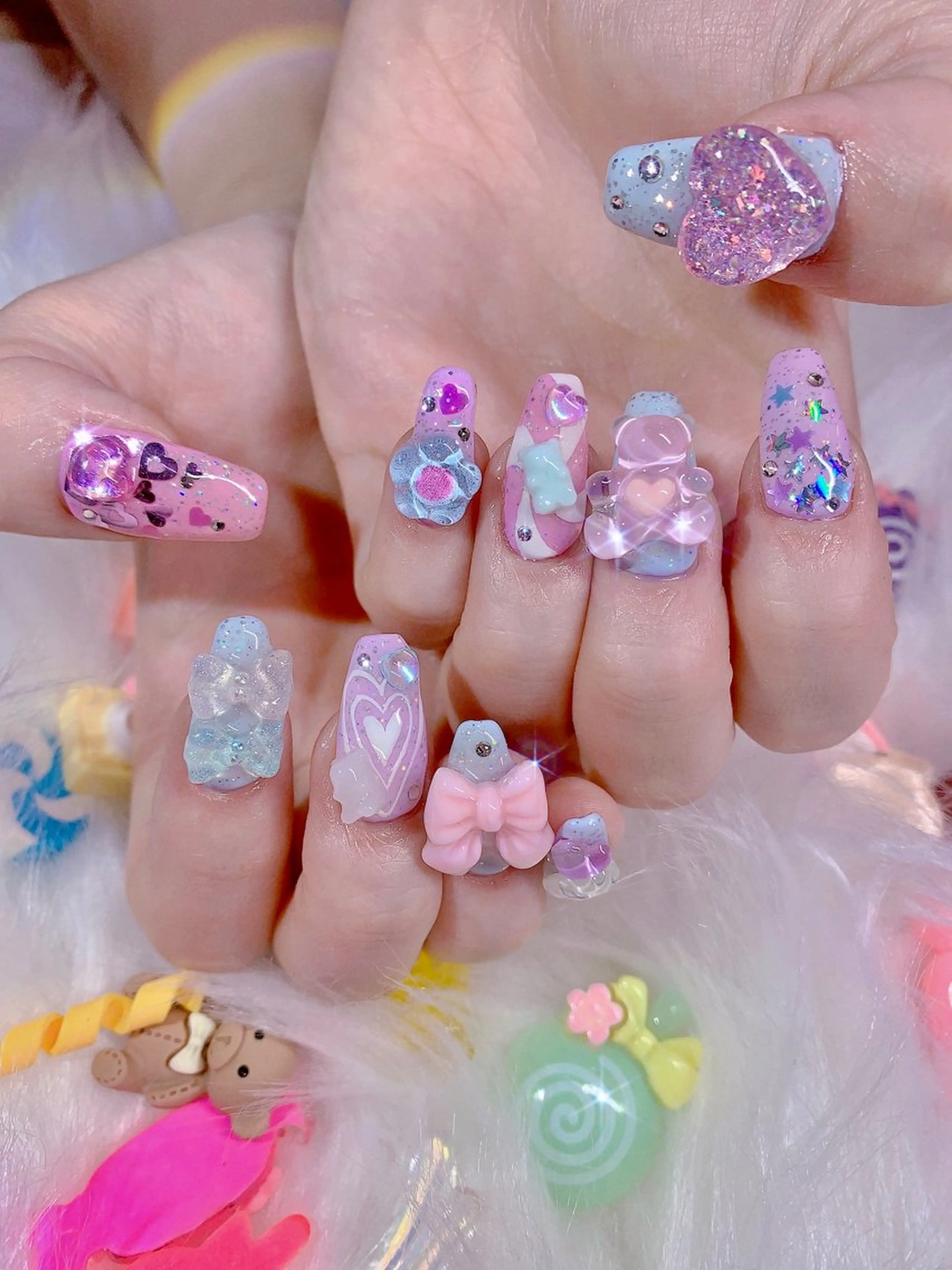 💖【ハンド】ゴテゴテパーツ付け放題《⭕️オフあり》♡プラスチック系のパーツ♡の写真