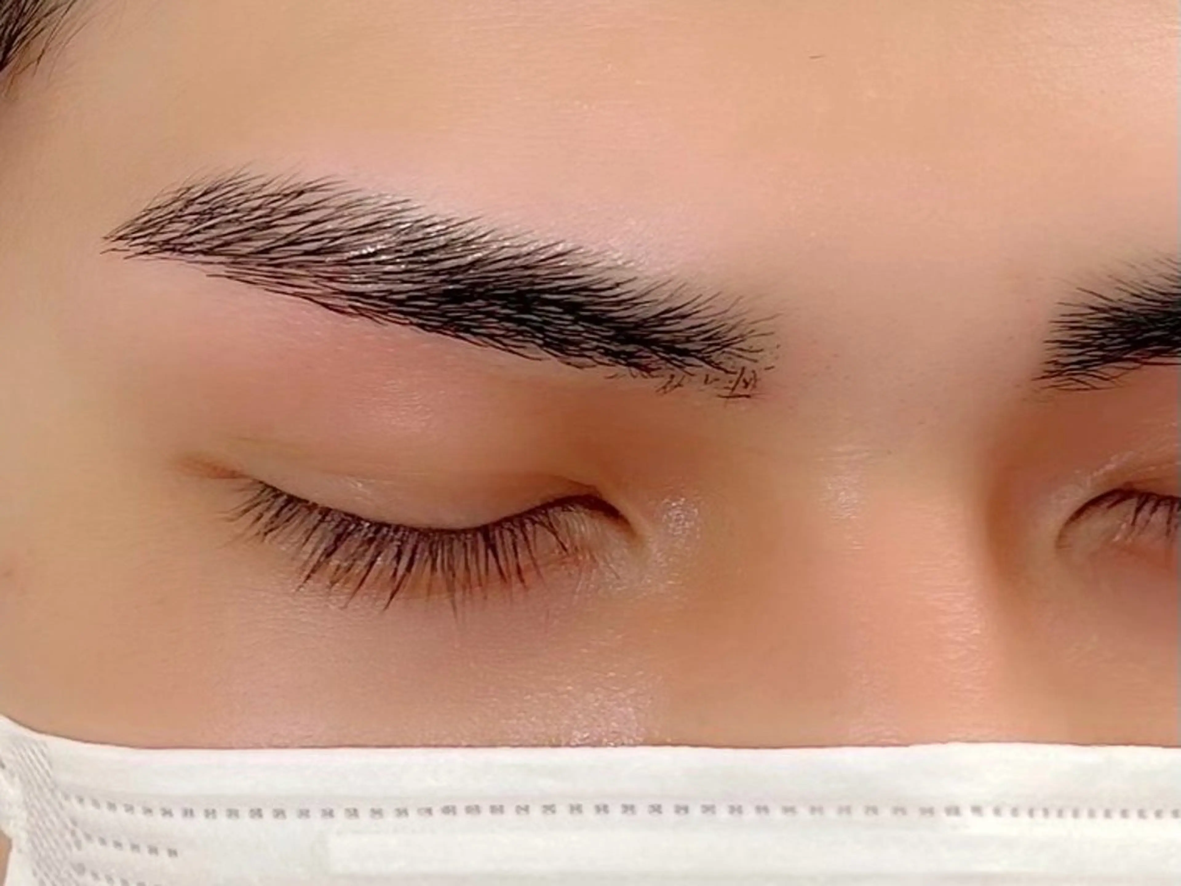 メンズアイブロウ♪眉毛wax脱毛✨4500円の写真