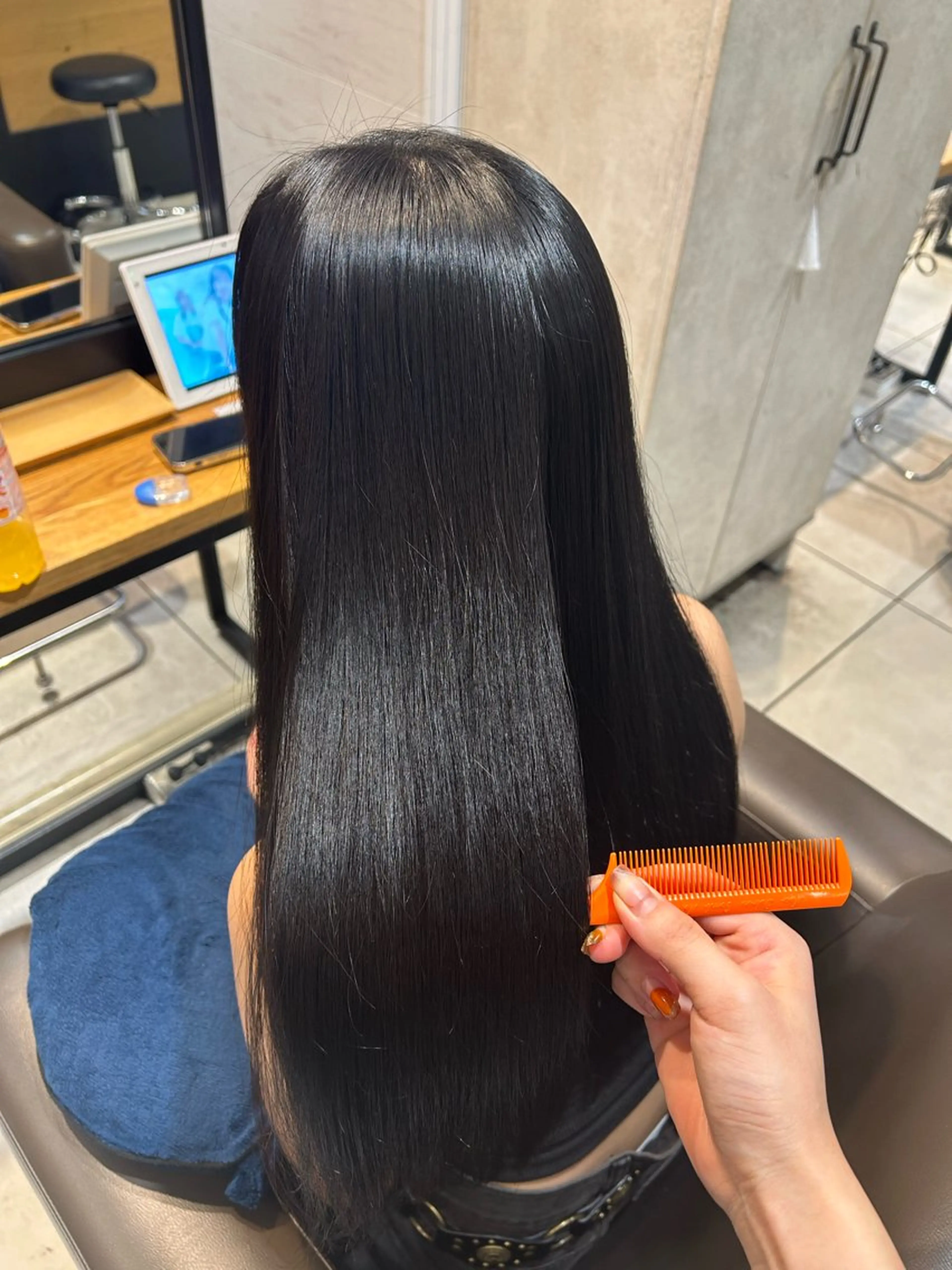 ロング 透明感カラー/ Ⓜ️めぐみのヘアスタイル