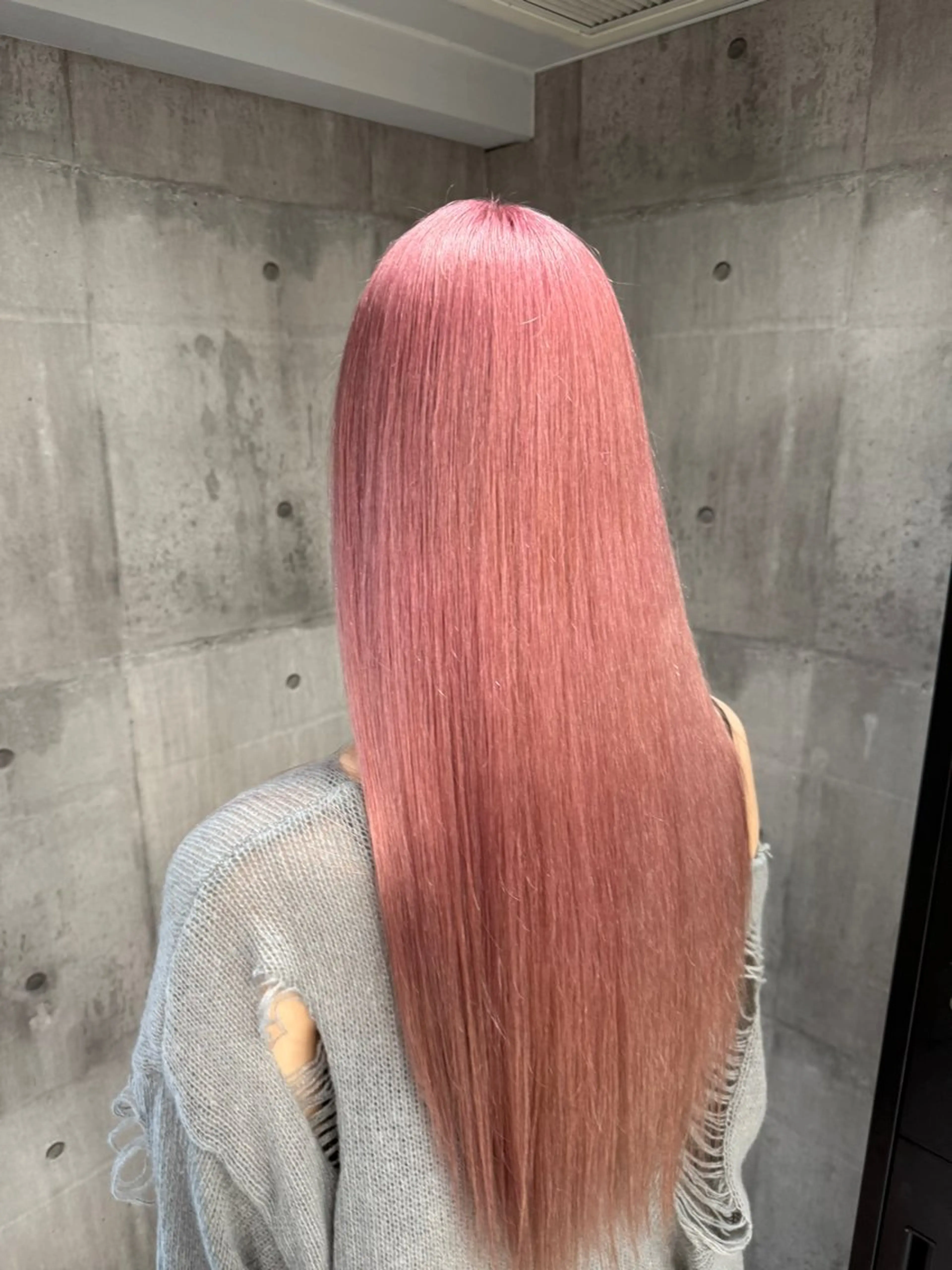 ロング カラー メンズ メンズバレイヤージュ メンズブリーチ メンズハイライト メンズハイトーン メンズインナーカラー ヘアカラー トリートメント ☁️かずき☁️青.紫 推し活カラー💫のヘアスタイル