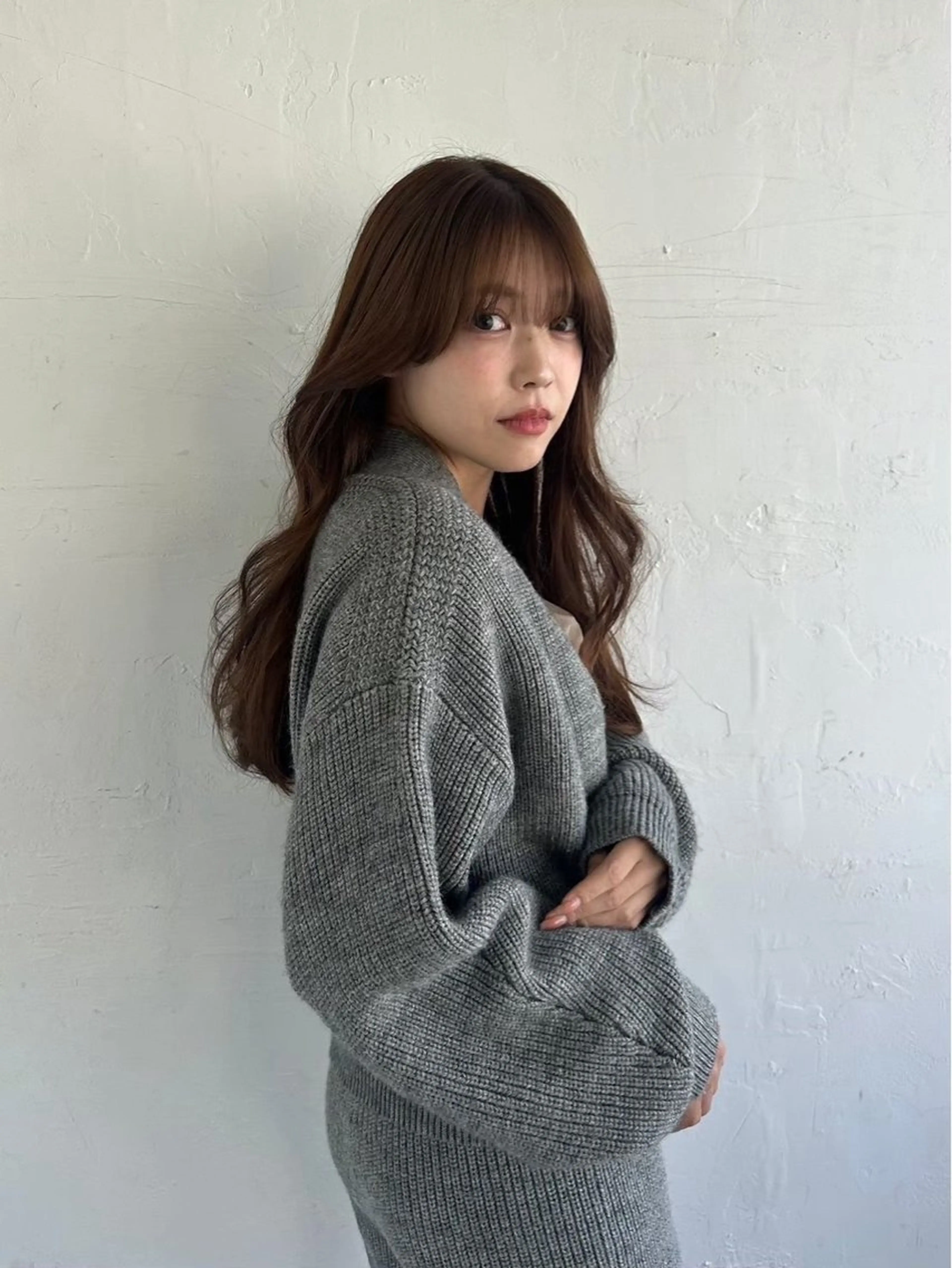 ロング カット ヘアカラー トリートメント RAISE by_WHITEのヘアスタイル