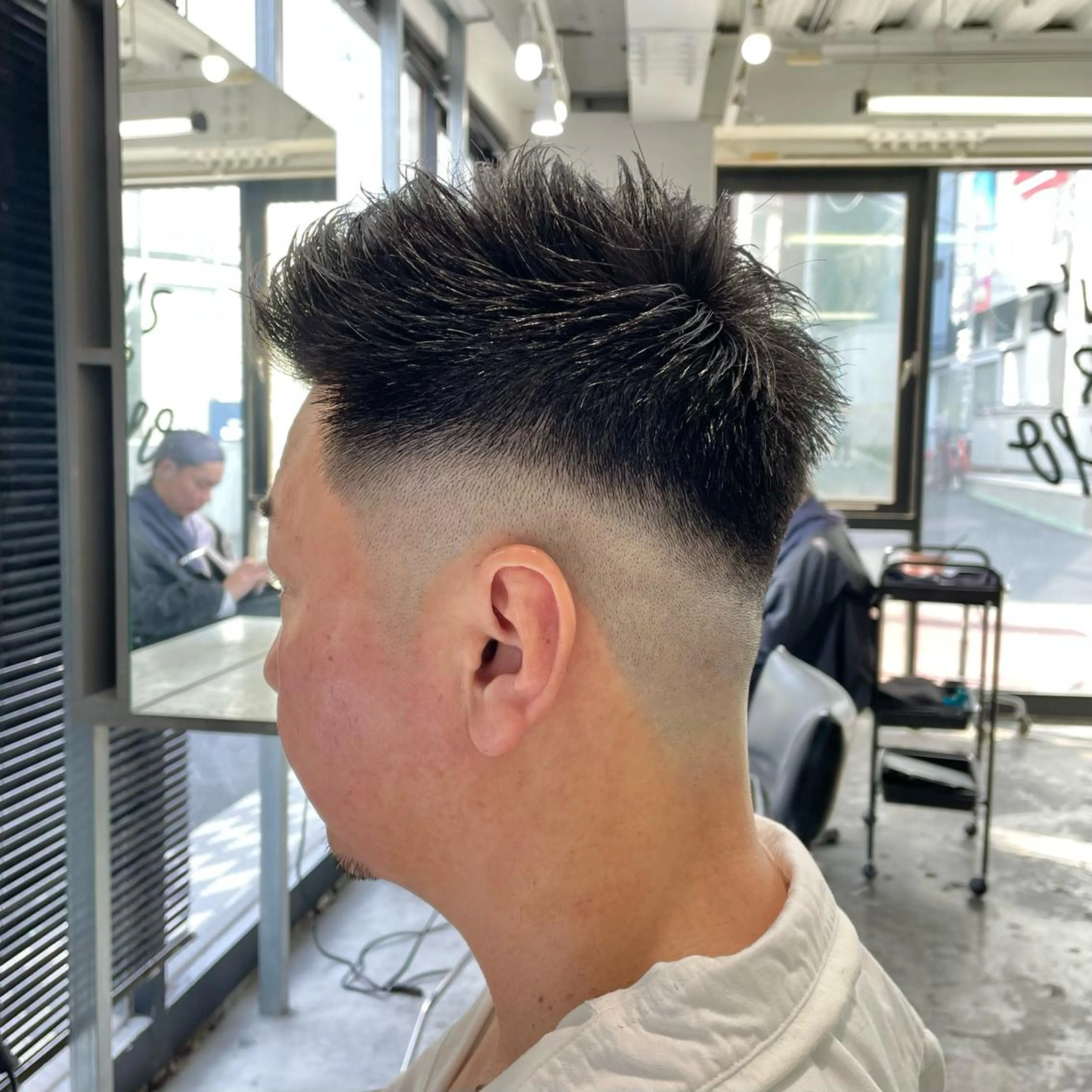 ショート メンズ フェードカット カット 縮毛矯正 メンズ特化美容師/ 藤戸 椋のヘアスタイル