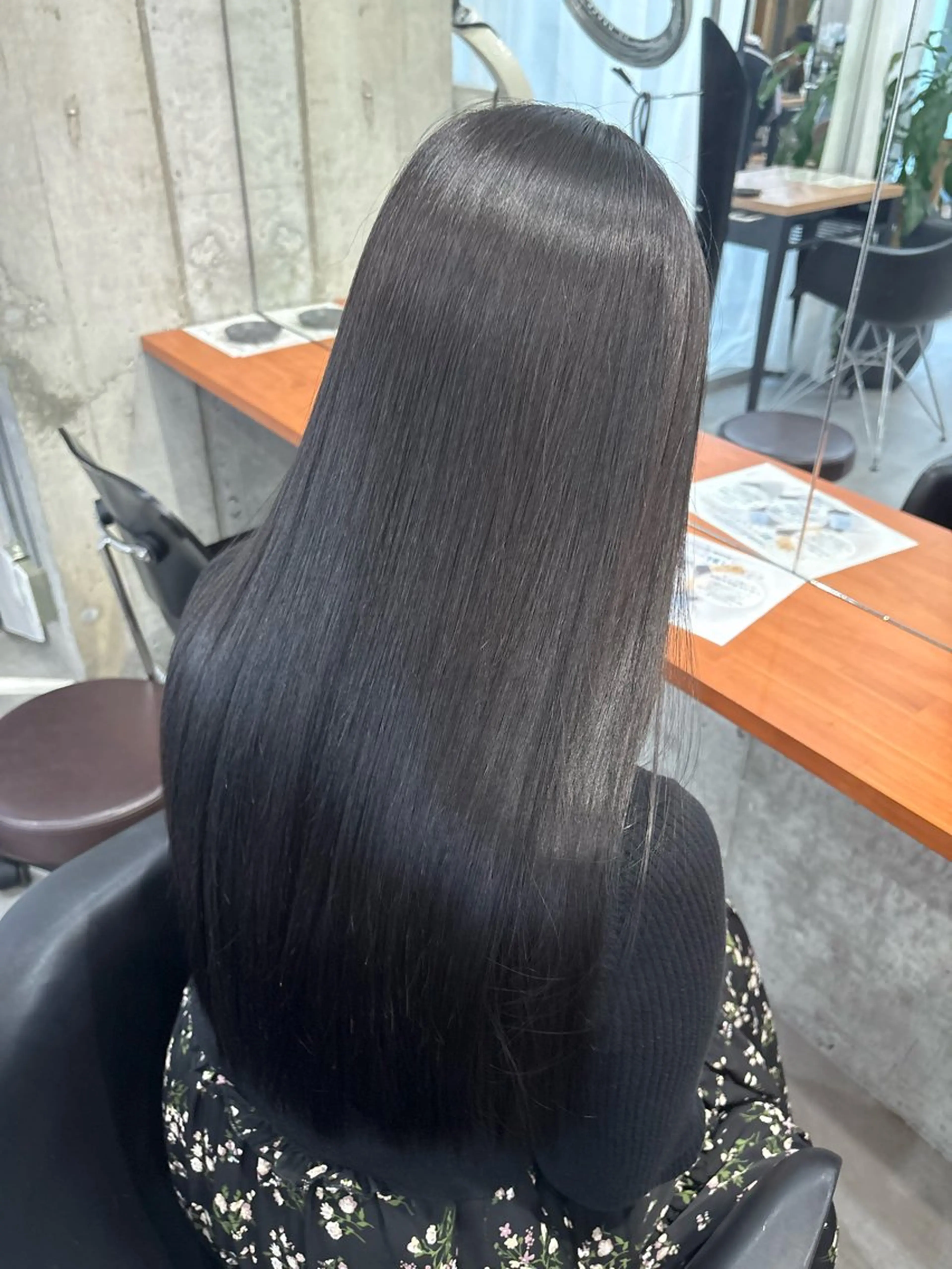 ロング 縮毛矯正 髪質改善／縮毛矯正 関根青葉のヘアスタイル