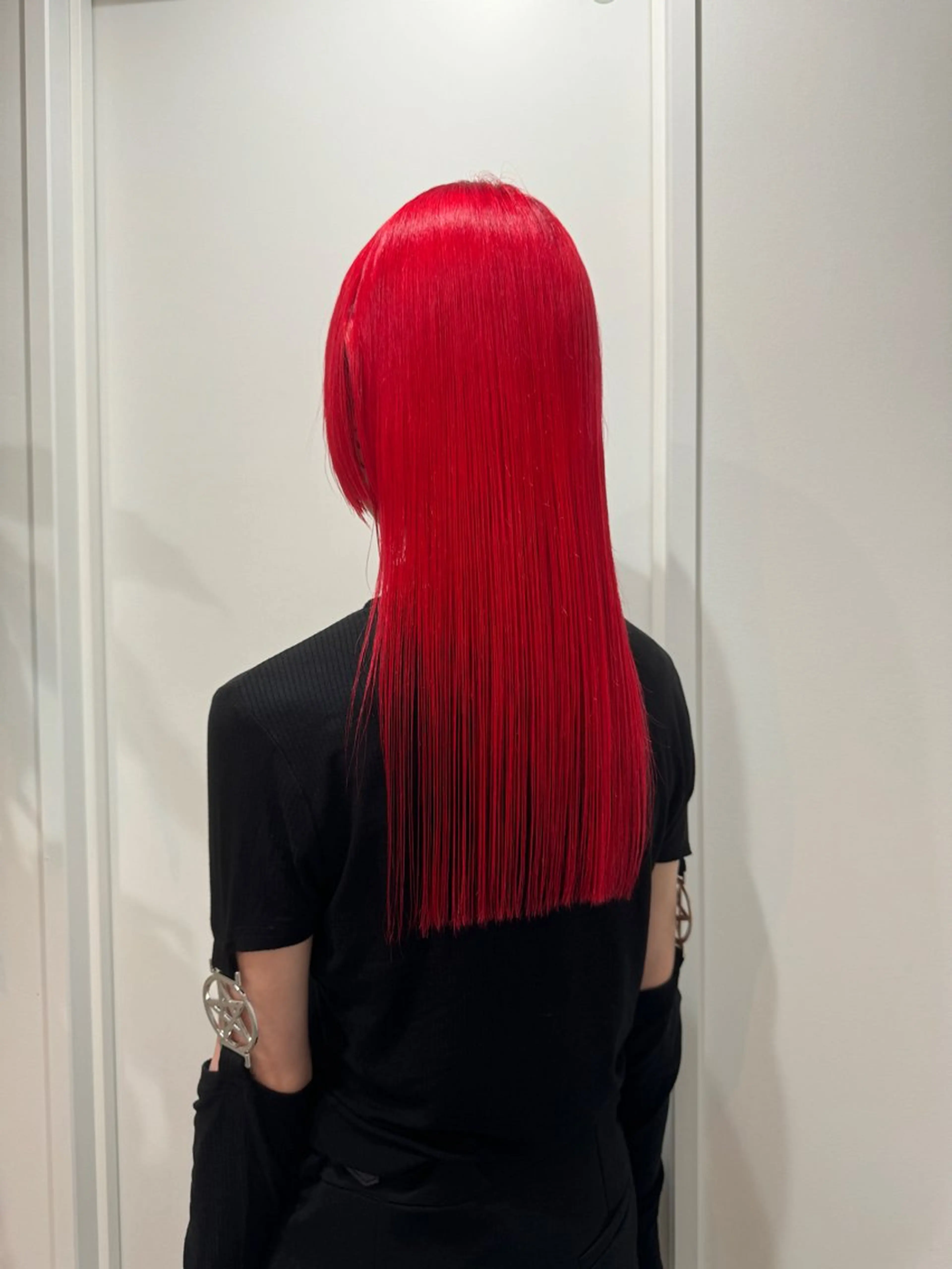 ロング カラー 切りっぱなしボブ レイヤー/縮毛矯正のヘアスタイル