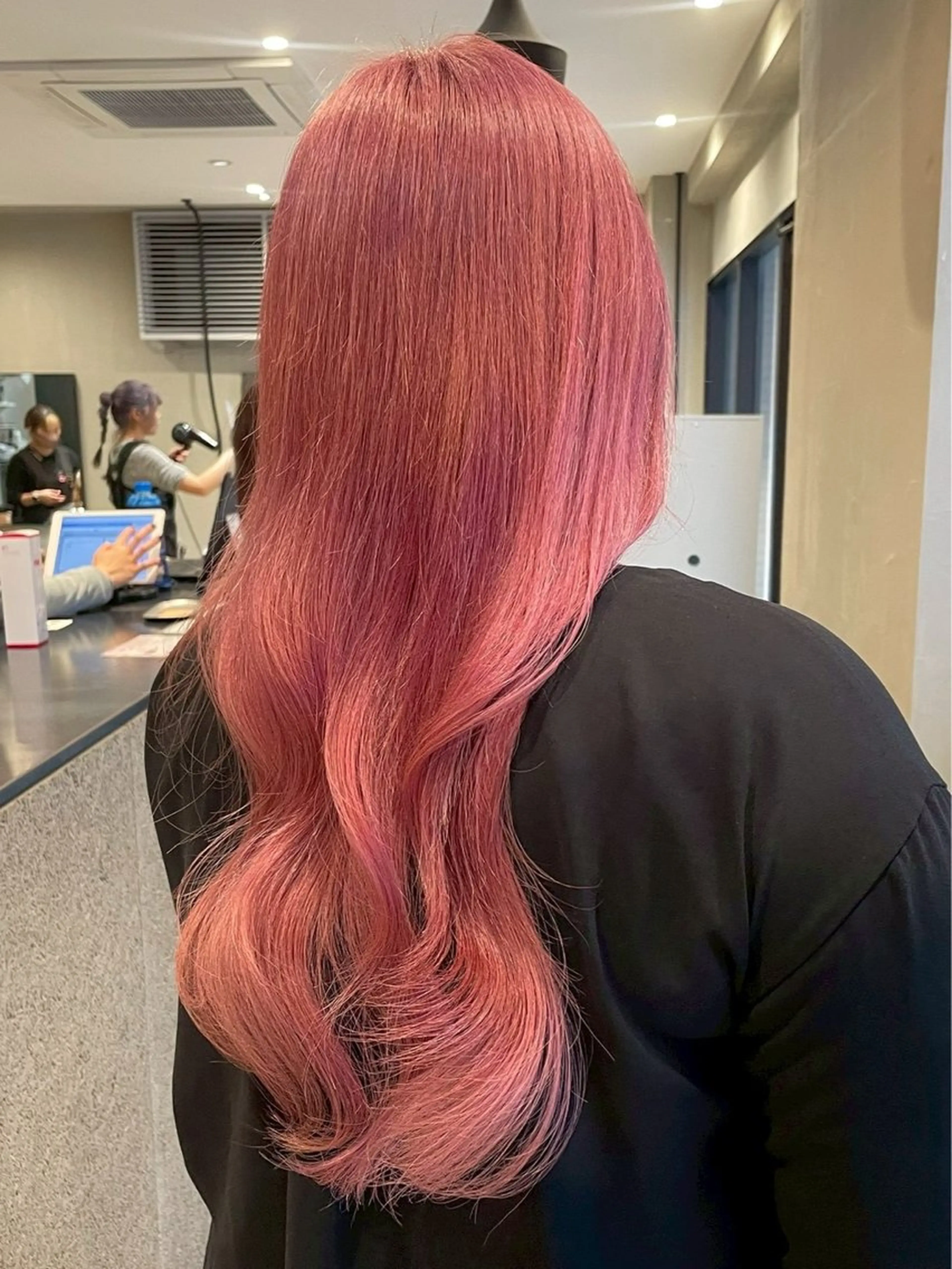 ロング 博多ハイトーンカラー /ブリーチカラーのヘアスタイル