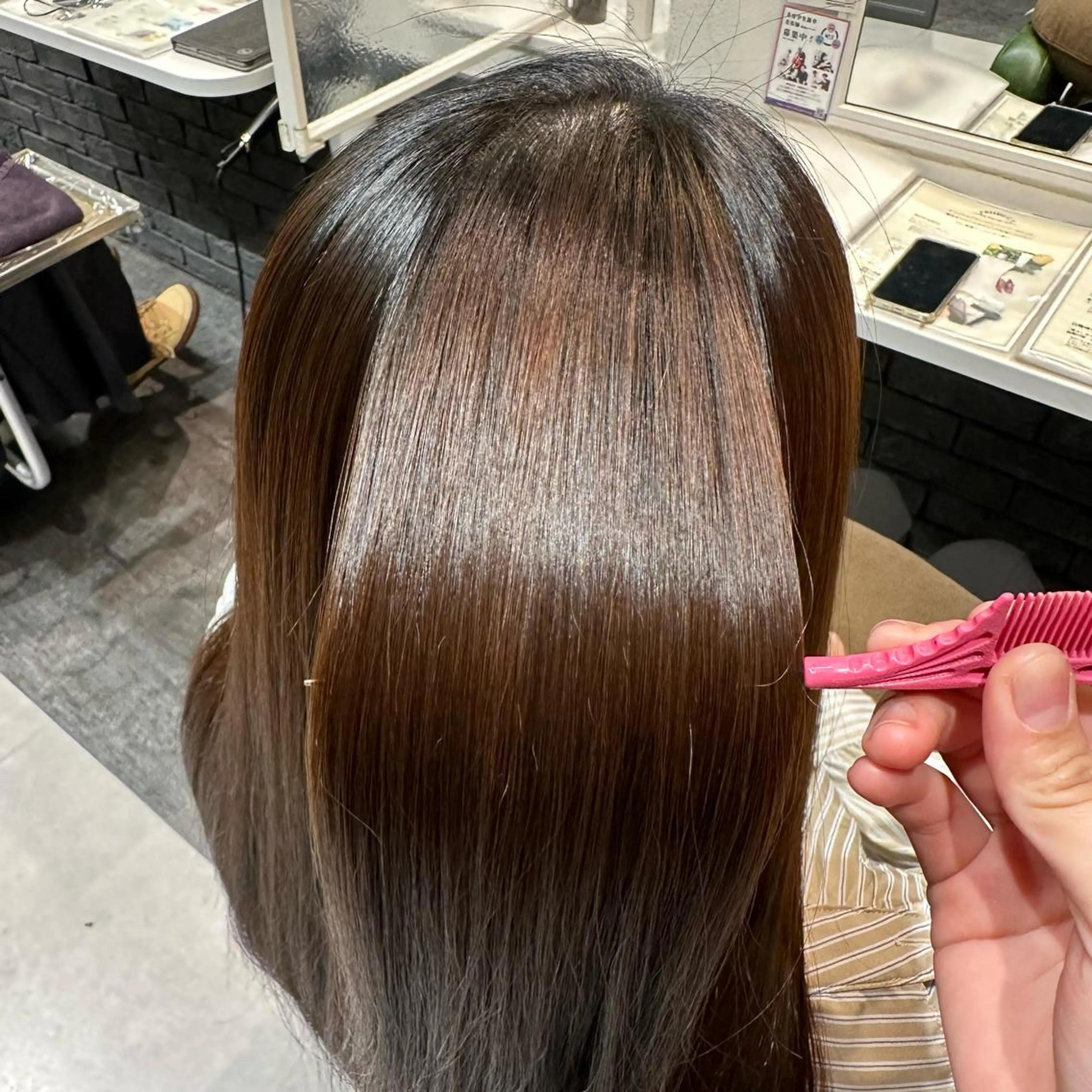 ロング 縮毛矯正 TELAHAIR成田 マネージャー吉野美羽のヘアスタイル