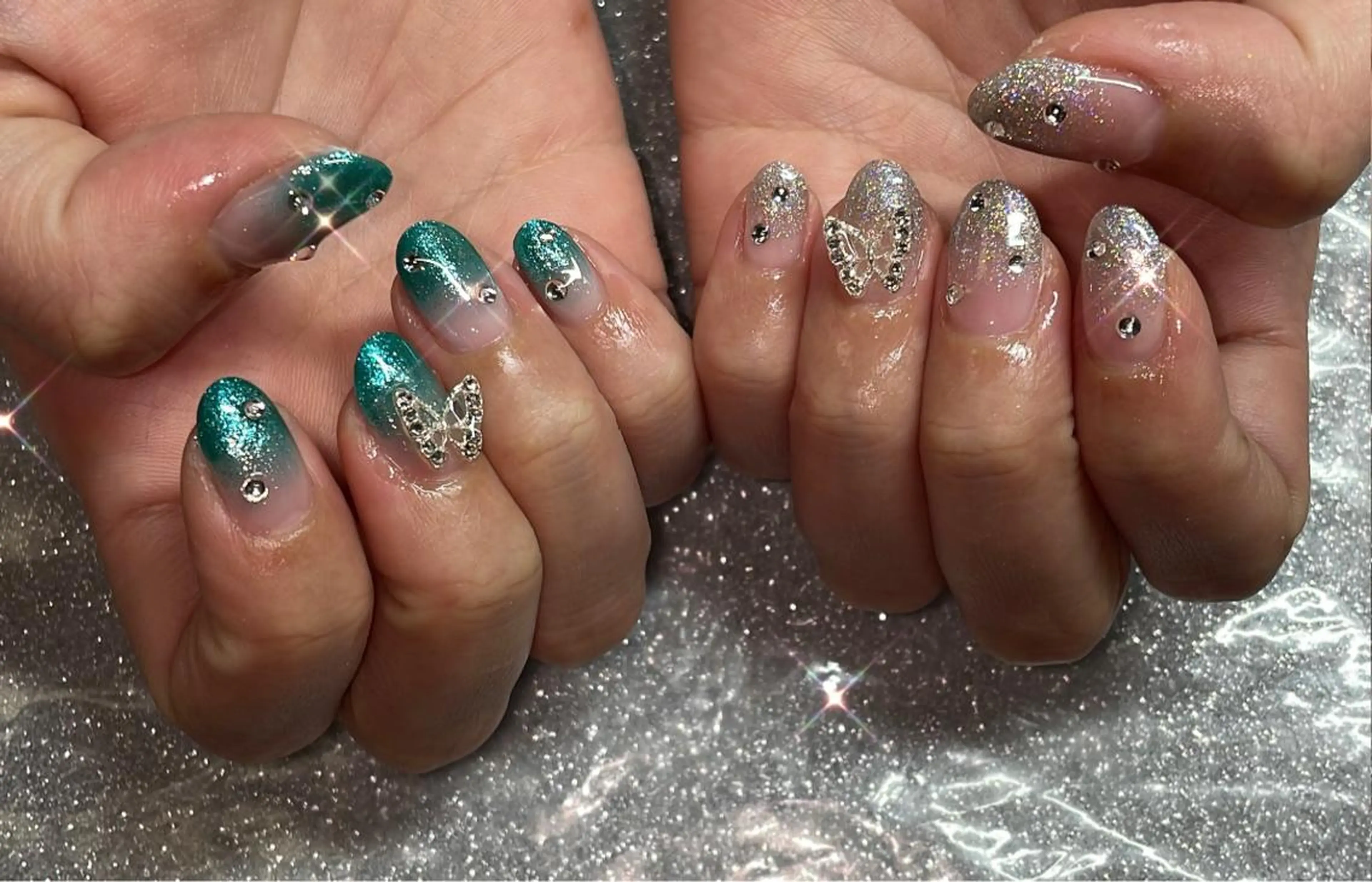 ネイル ハンドネイル VIERU 🌈🎀💖のネイルデザイン