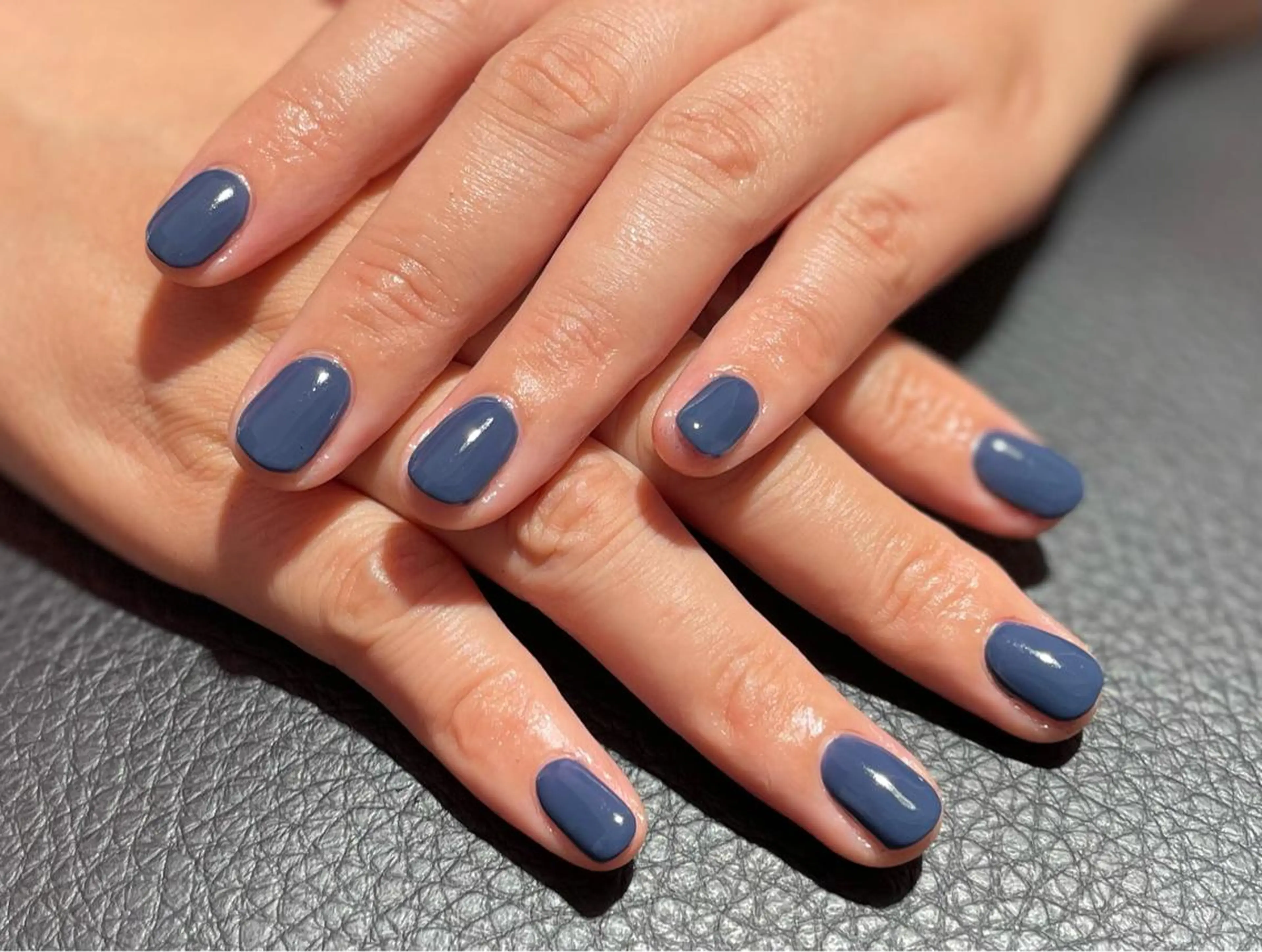 ネイル ワンカラーネイル ハンドネイル フットネイル Aila.nail _F_AYUMIのネイルデザイン