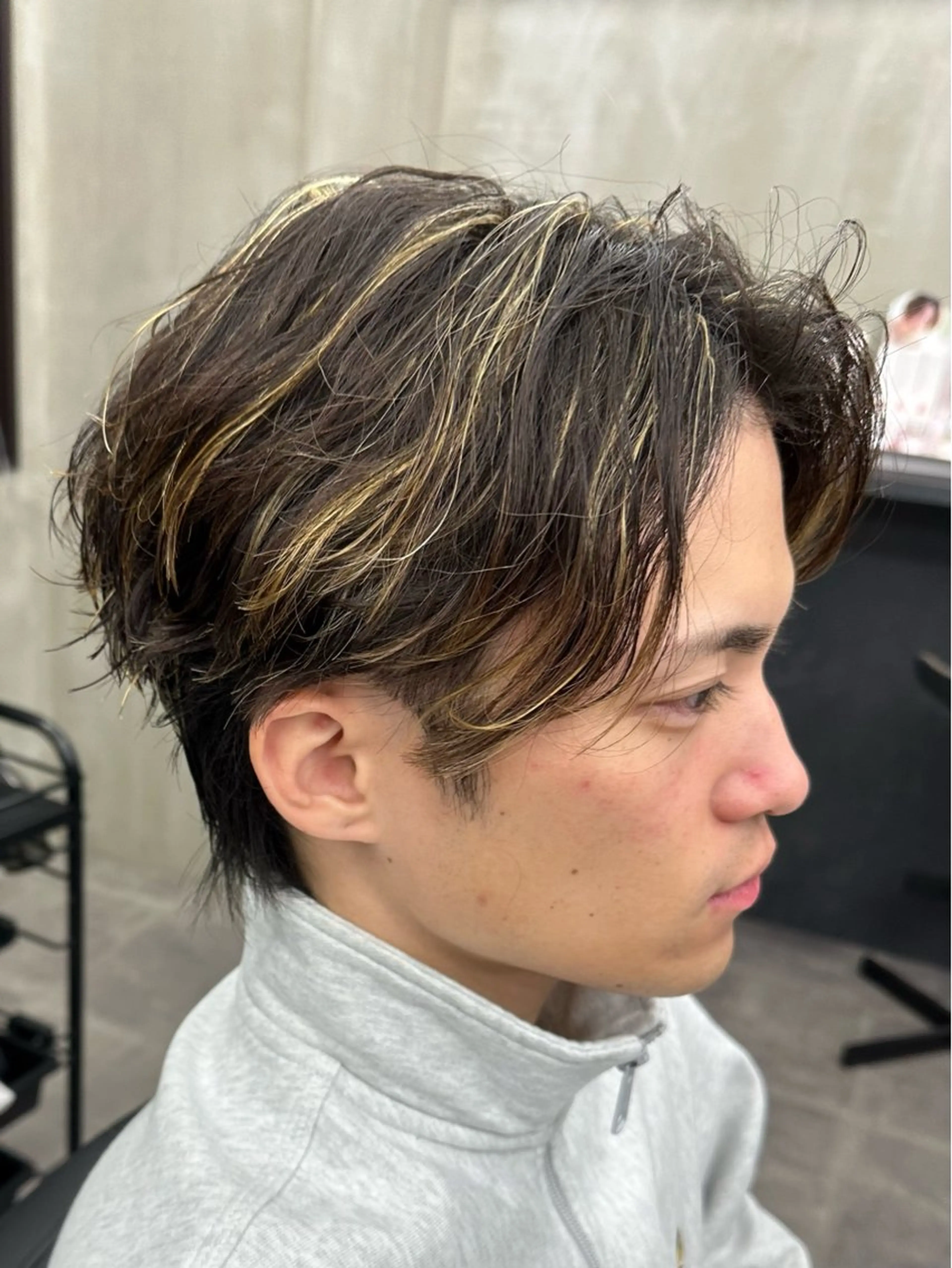 🐝ハイライトカラー&カット🐝の写真