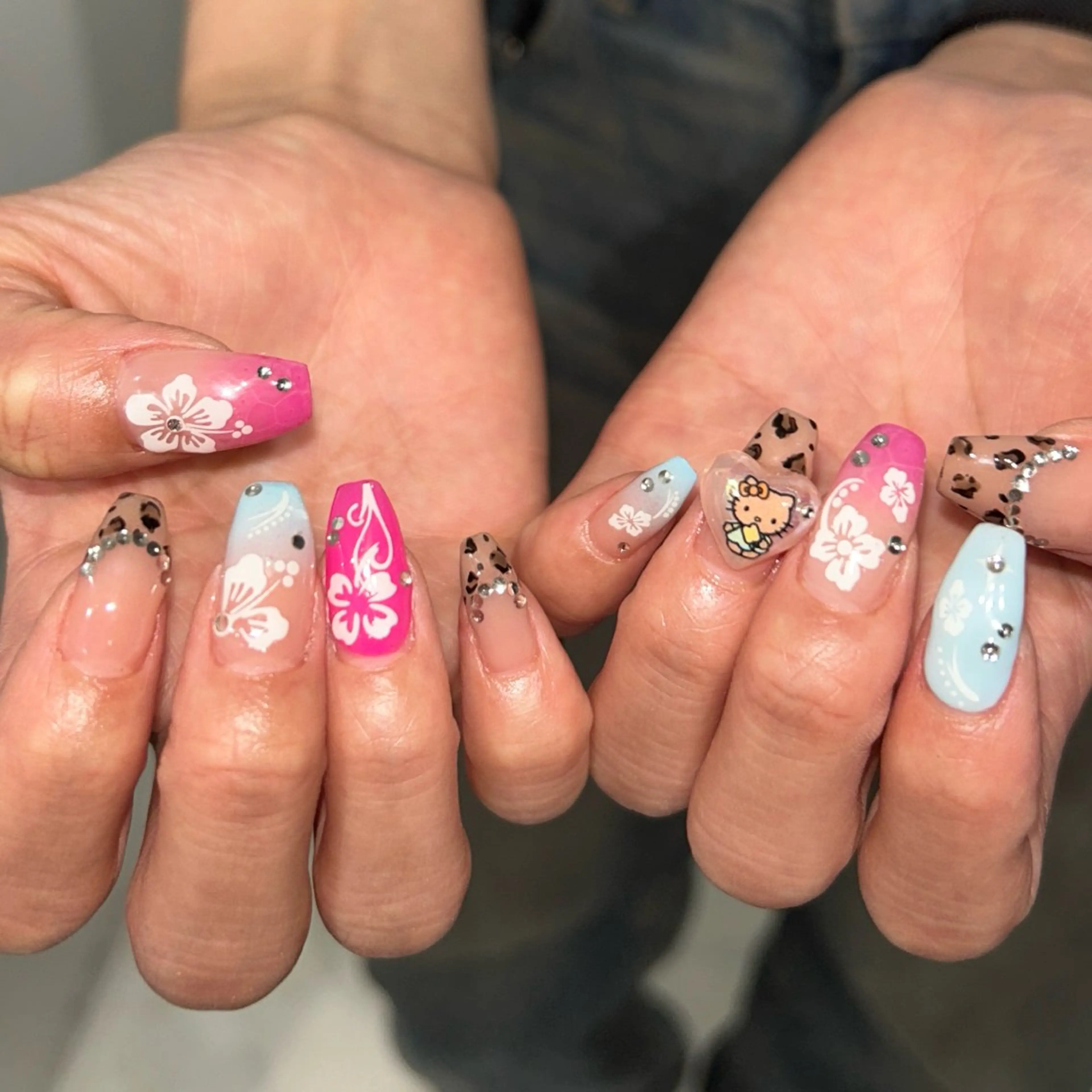 ネイル MODA MANAMIᵕ̈のネイルデザイン