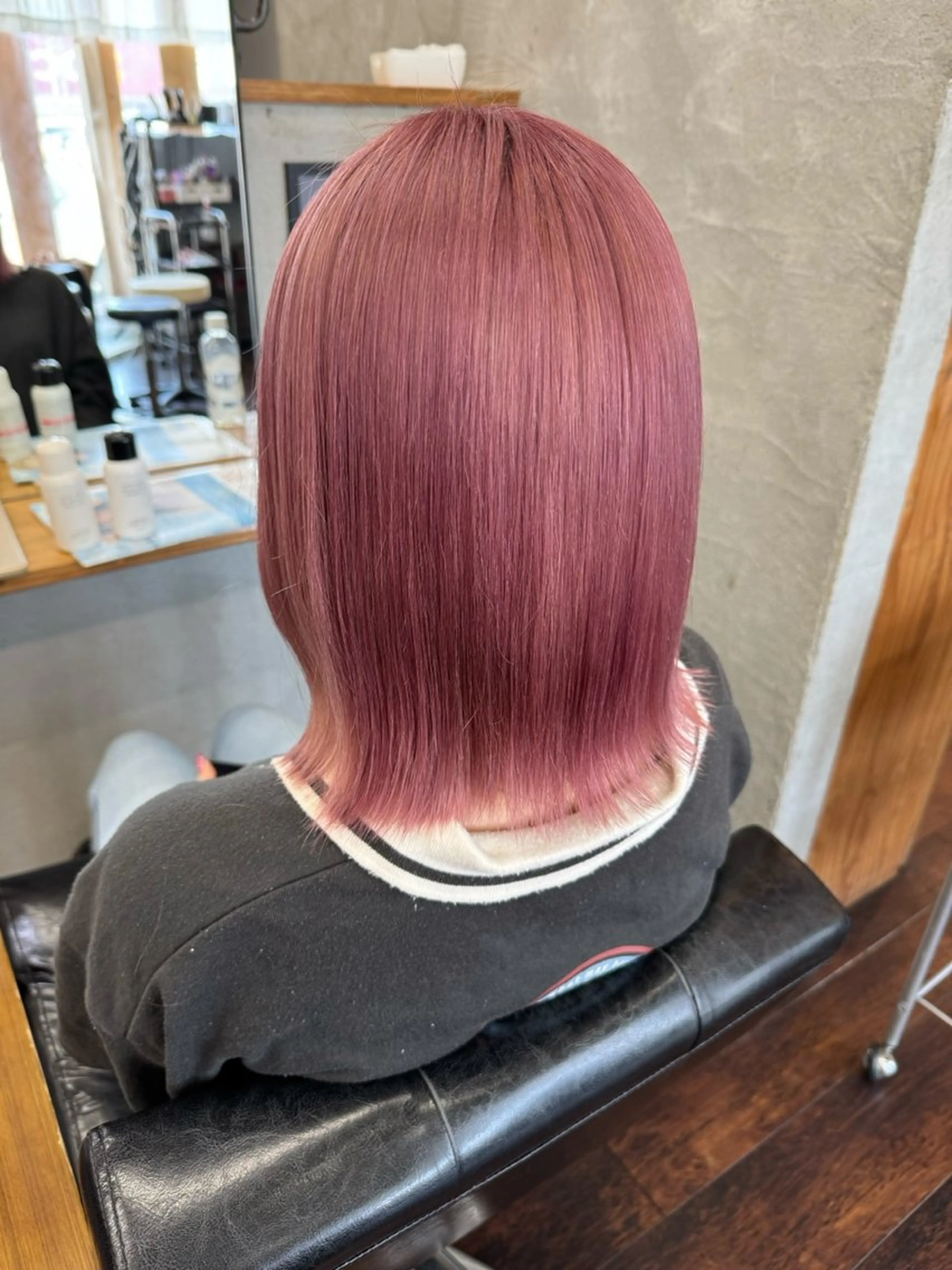 ミディアム カラー 酸性ストレート/ ボブ/暖色/リコのヘアスタイル