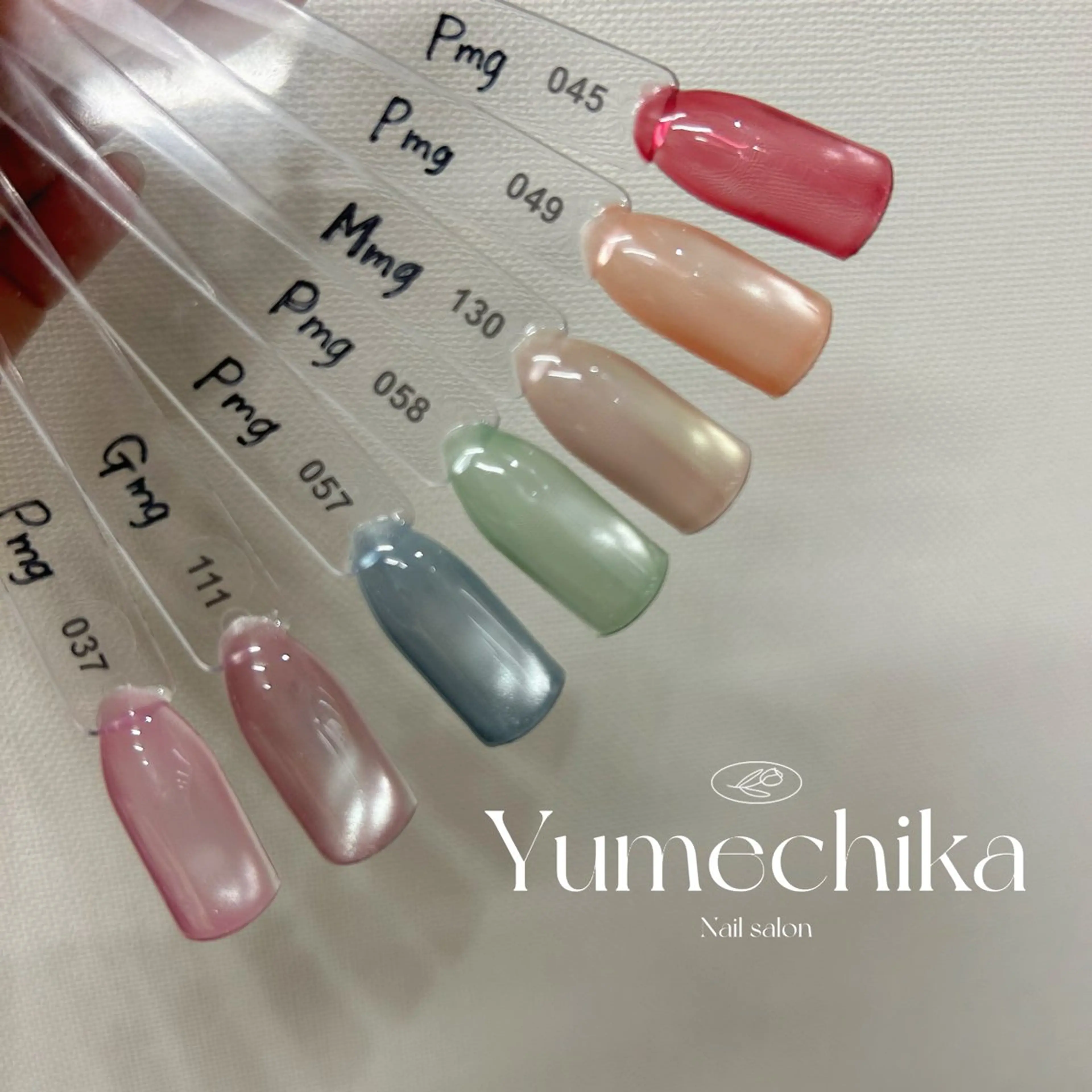 ネイル マグネットネイル 赤色 Nail salon Yumechikaのネイルデザイン