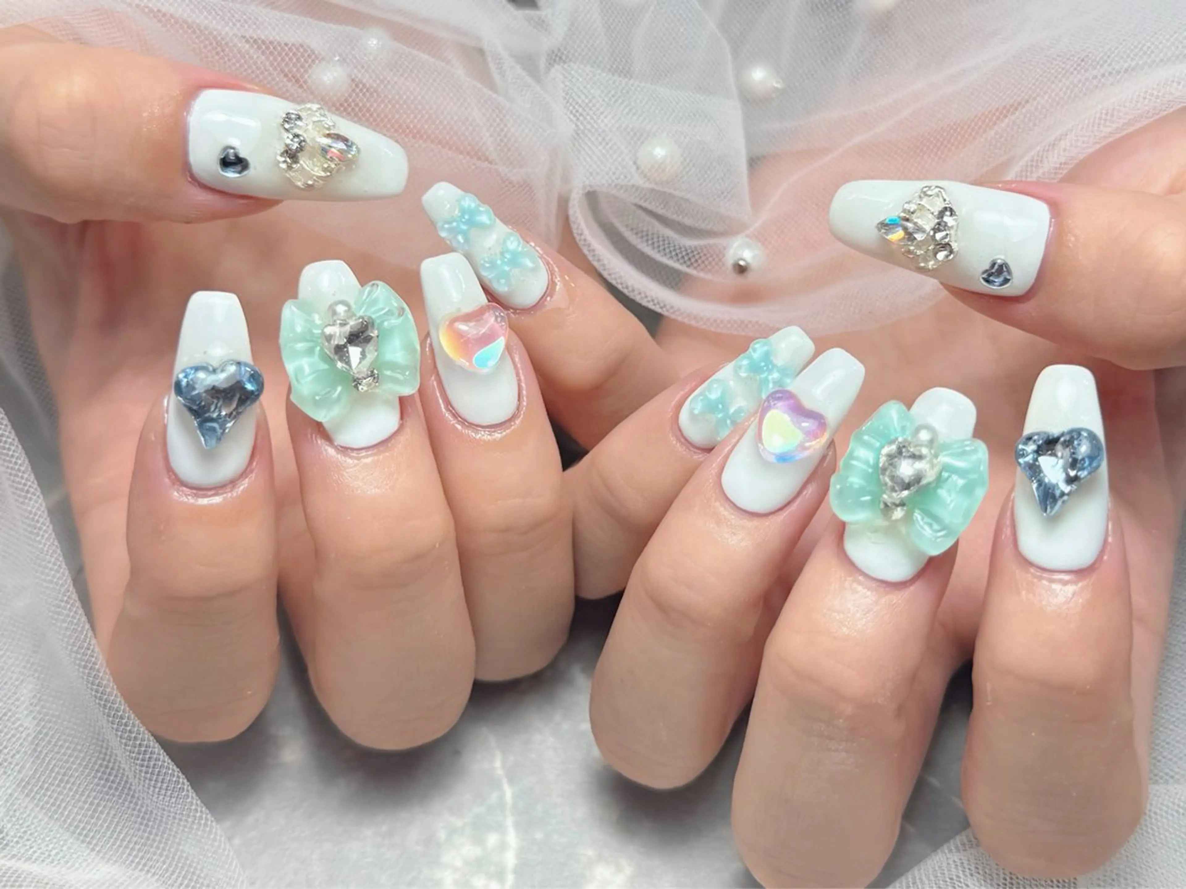 ネイル マジック ミラーのネイルデザイン