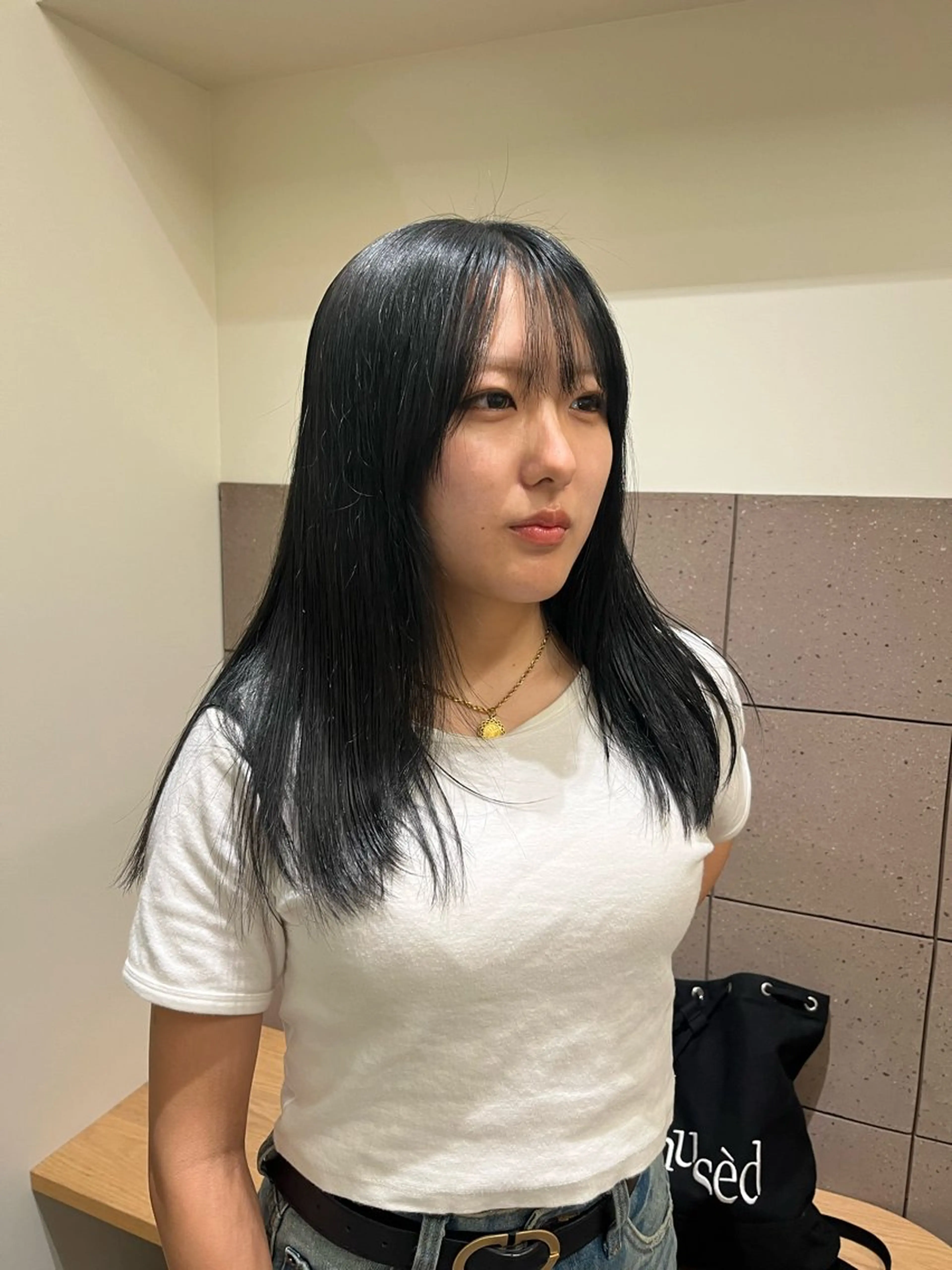 セミロング mao /HUI金山のヘアスタイル