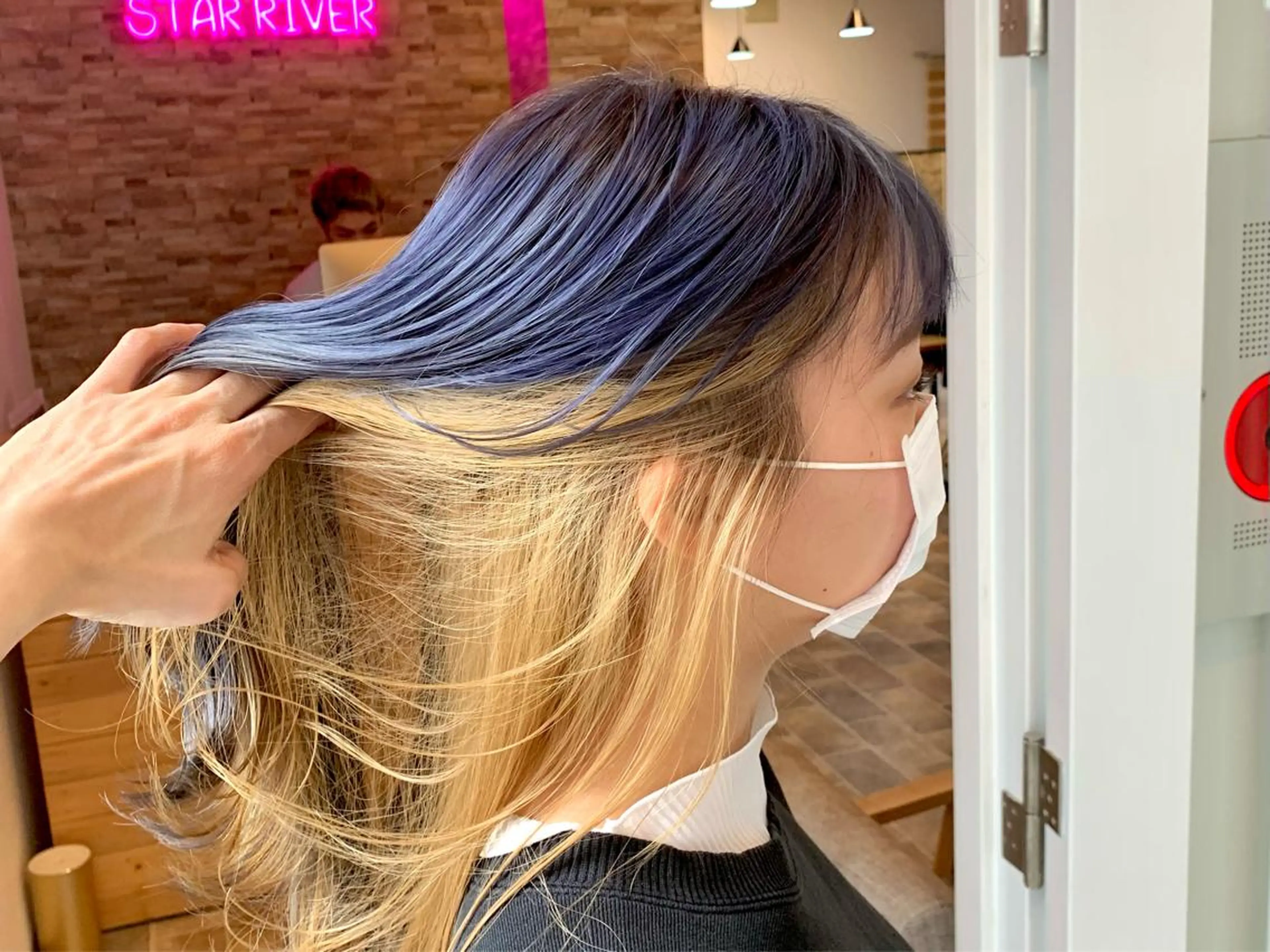 ロング 吉田 聡一のヘアスタイル