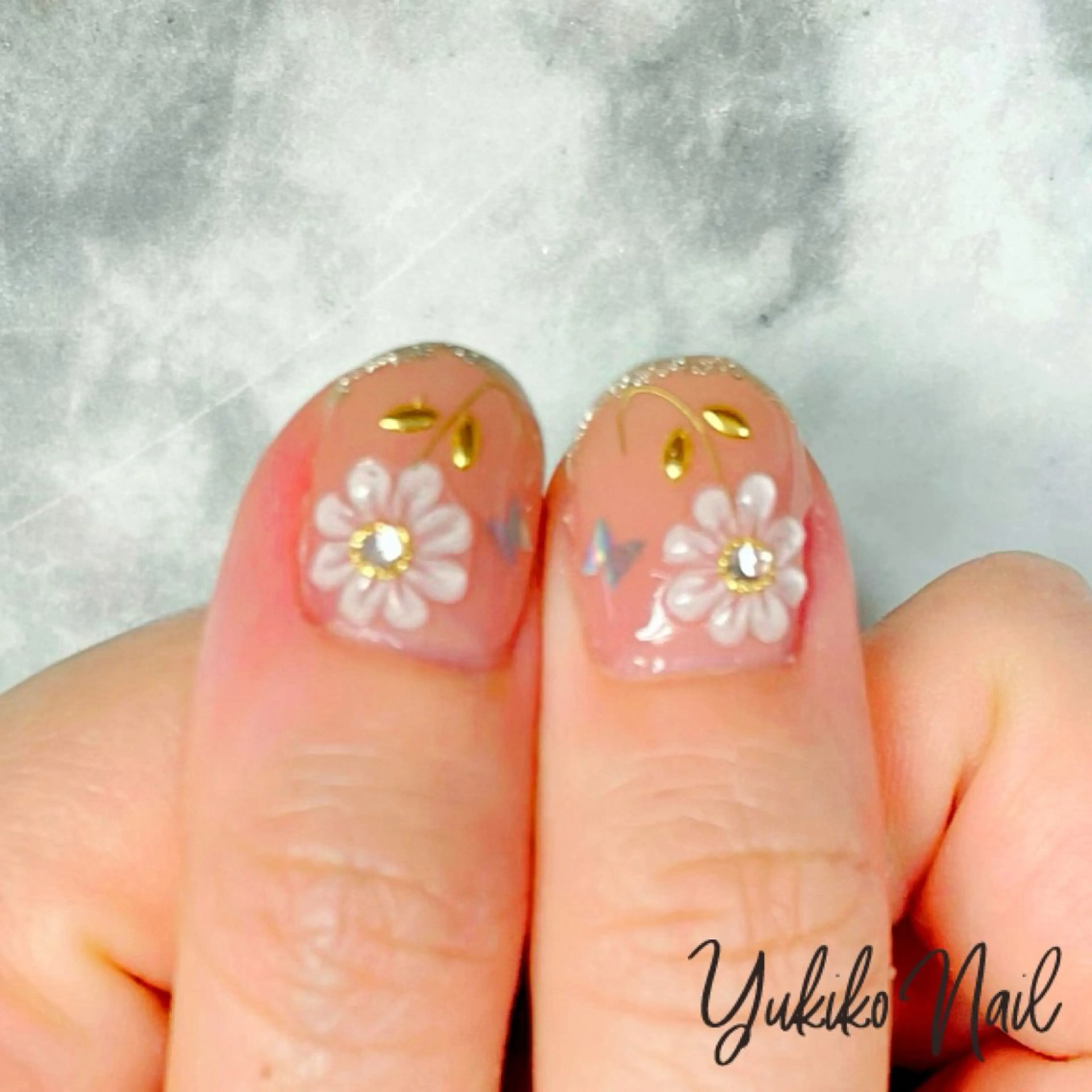 ネイル フラワーネイル レース マグネットネイル ぷっくりネイル 春ネイル ハンドネイル ユキコ ネイルのネイルデザイン