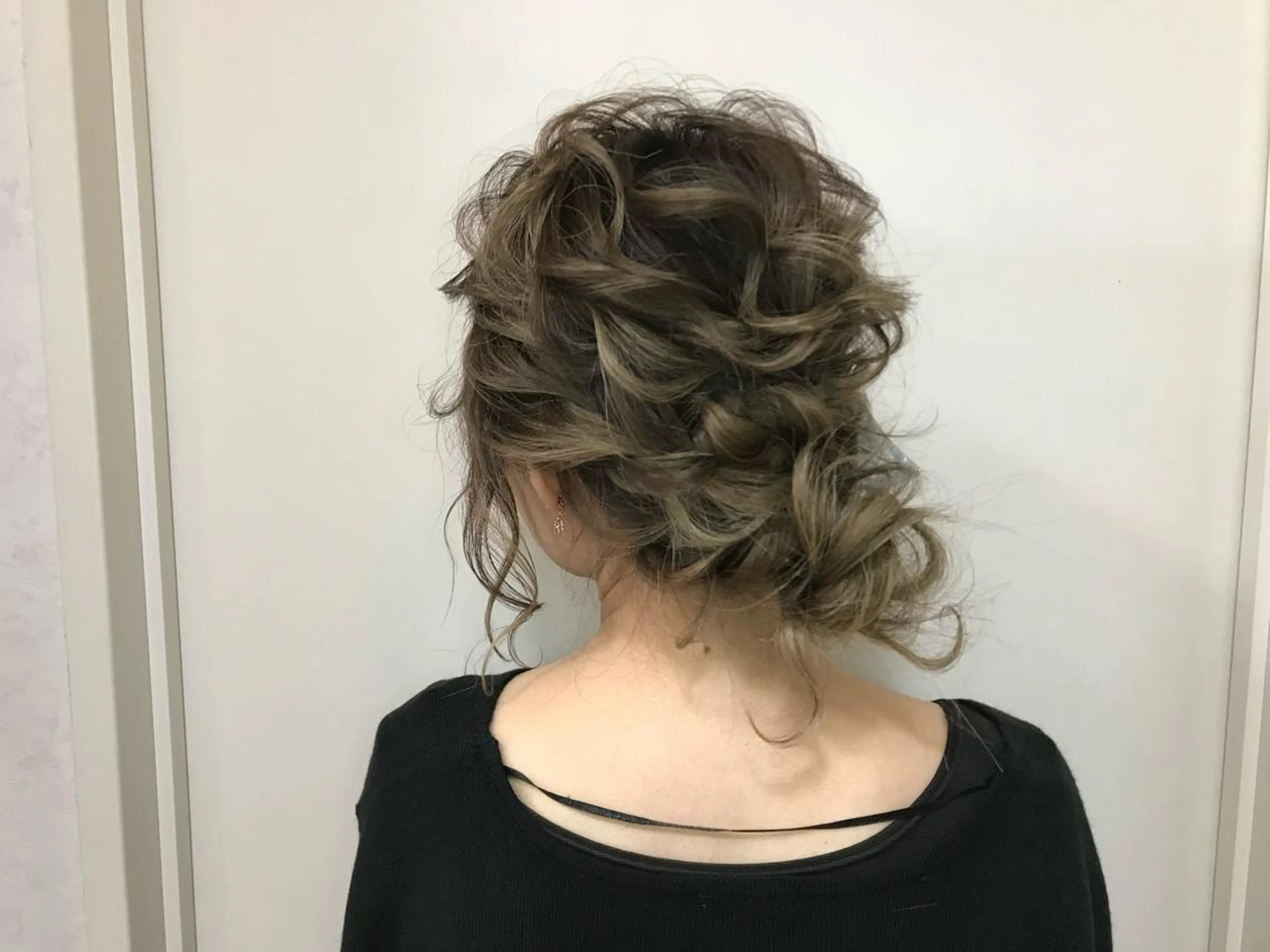 セミロング ヘアアレンジ 🗻飯田誠也🗻 カットカラー得意のヘアスタイル