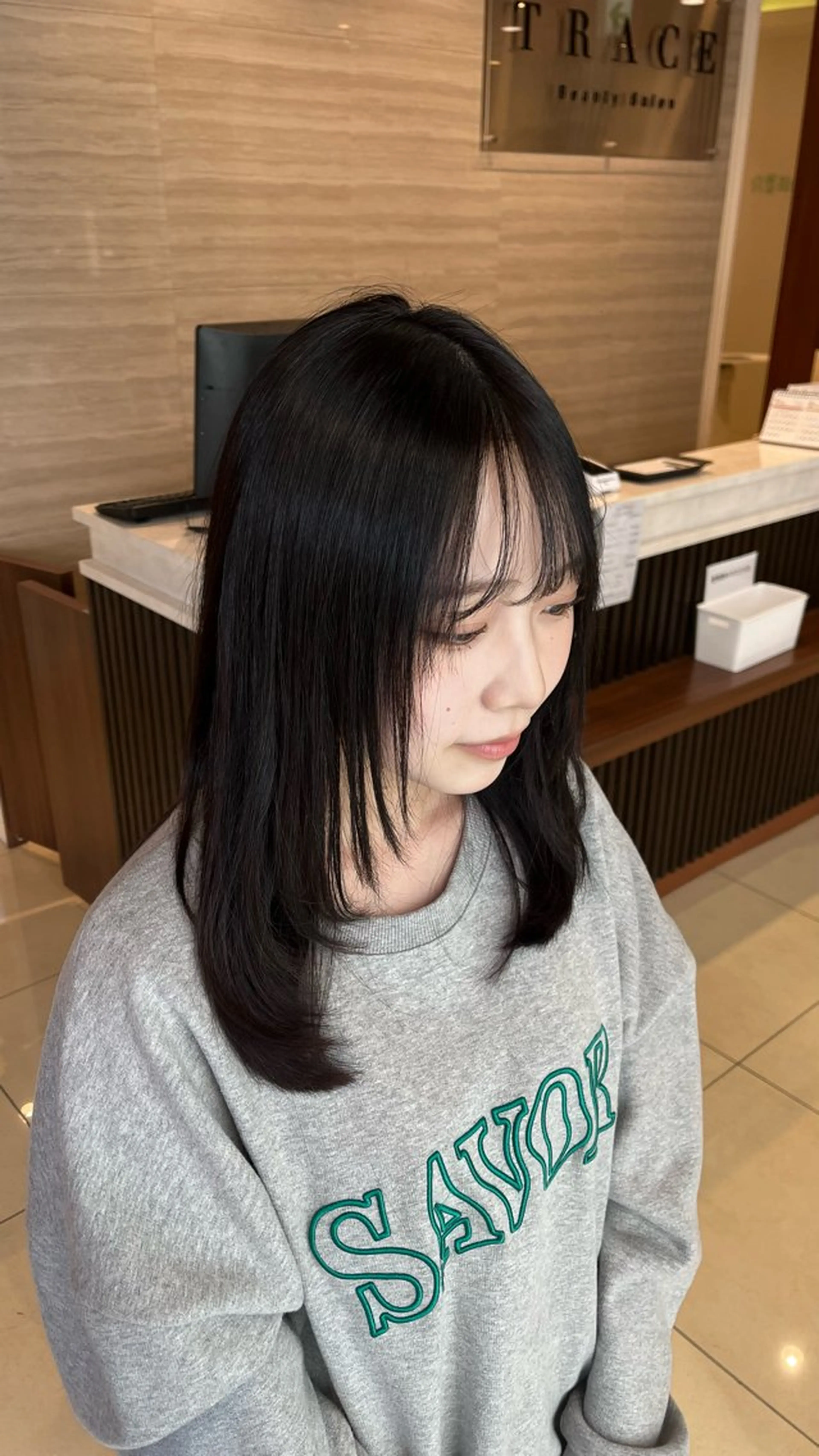 カラー 田中 梨鈴のヘアスタイル
