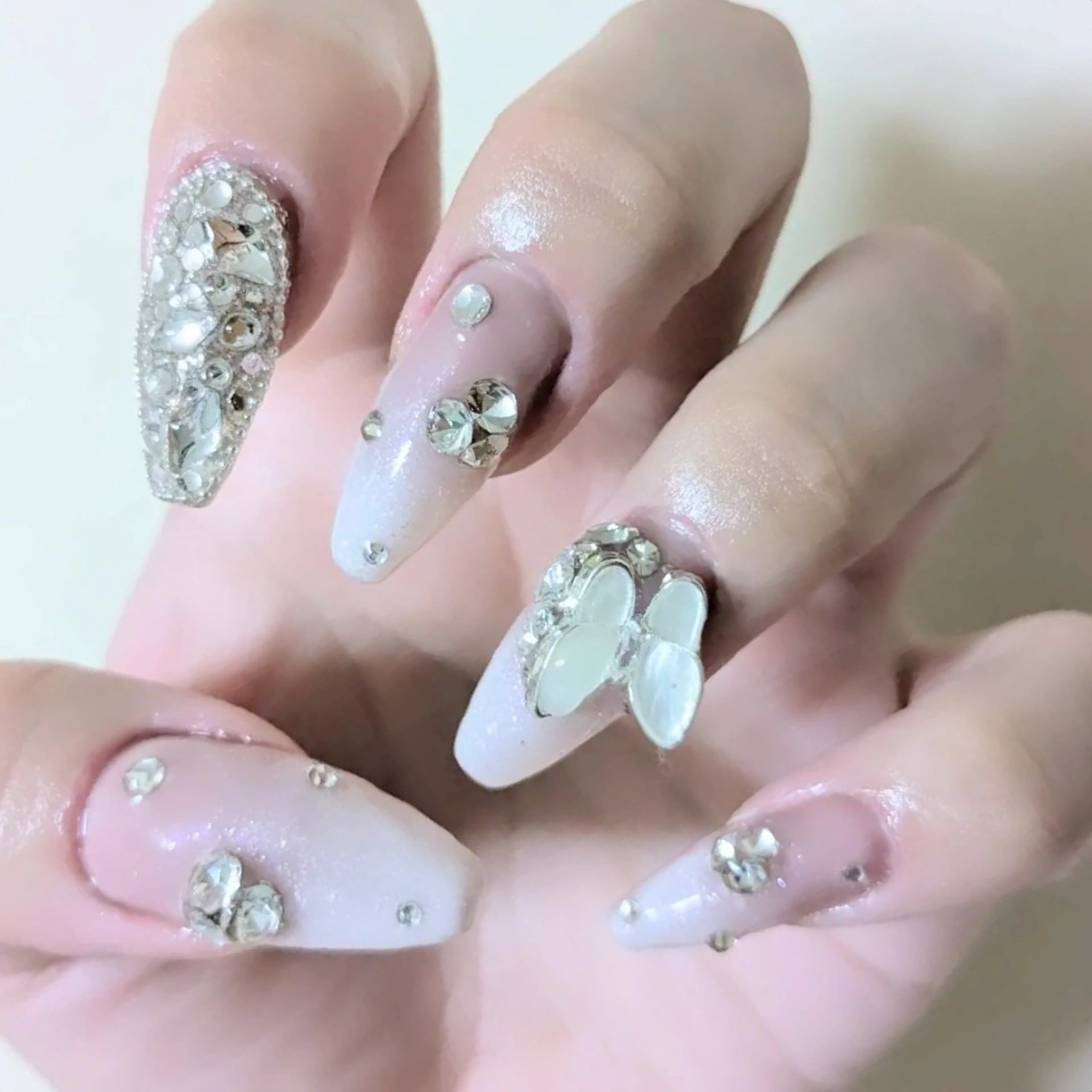 ネイル Lily nail 船橋 yuki🍒のネイルデザイン