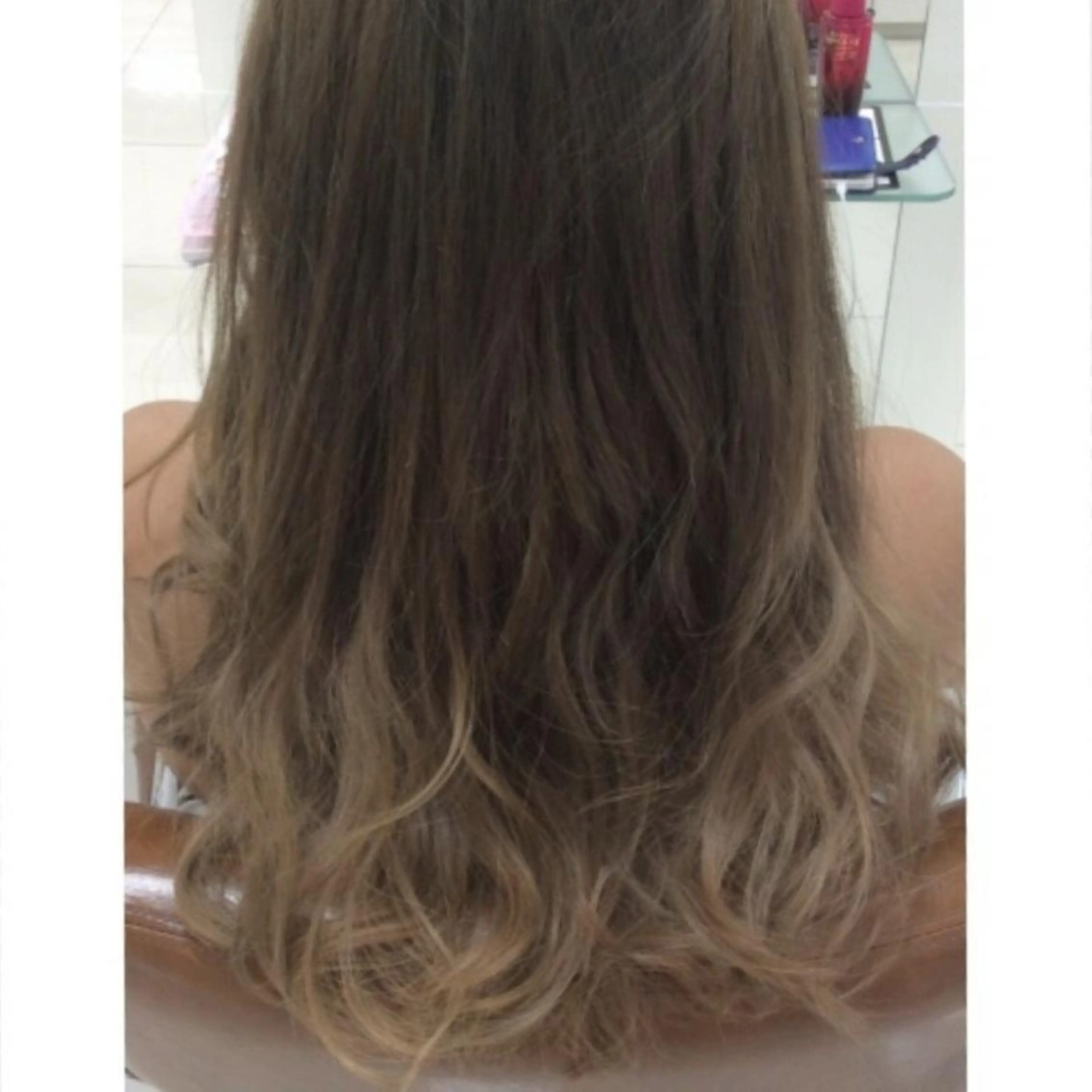 カラー ロング 🇰🇷韓国風艶髪✨ 髪質改善 倉岡しおんのヘアスタイル