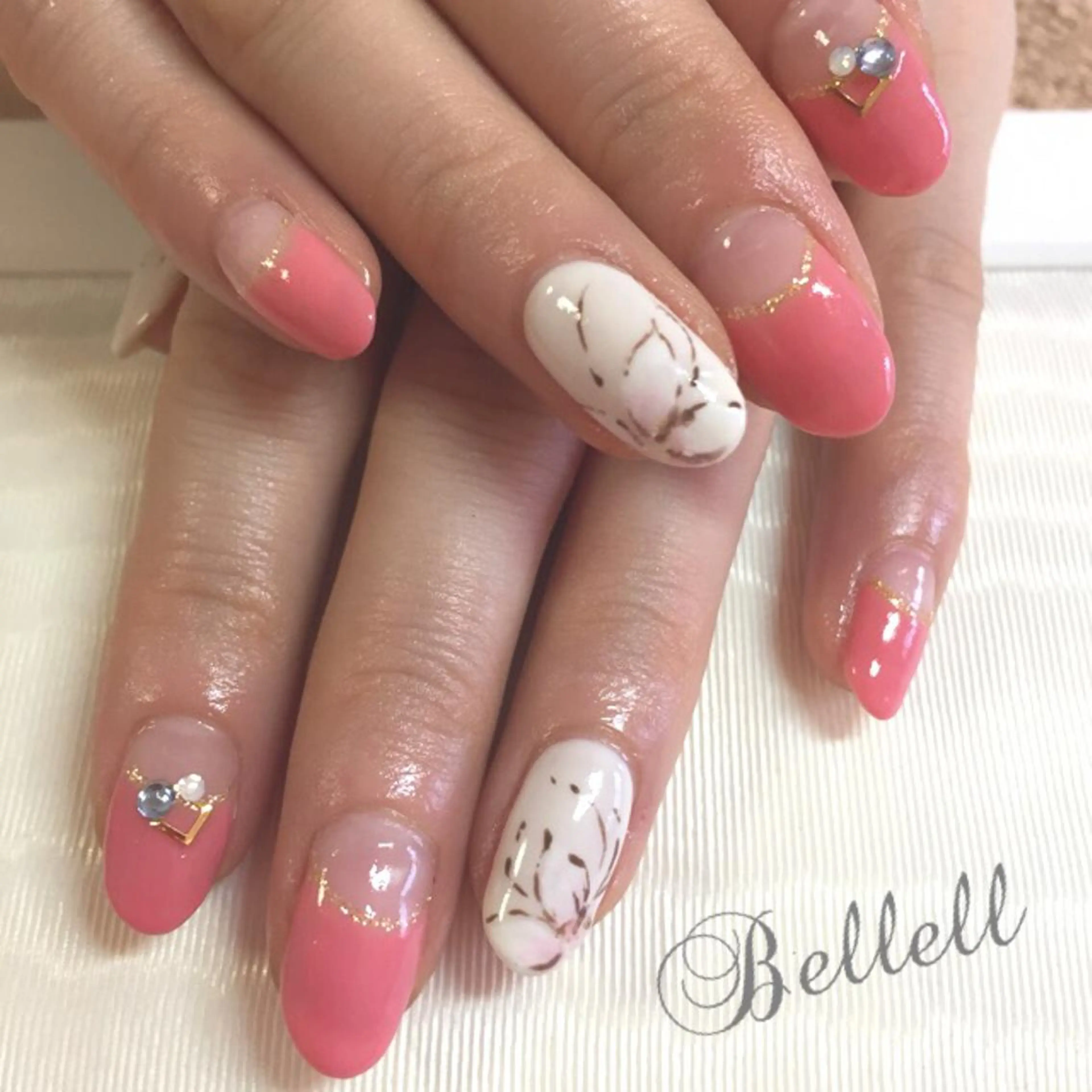 ネイル 青木 綾子のネイルデザイン