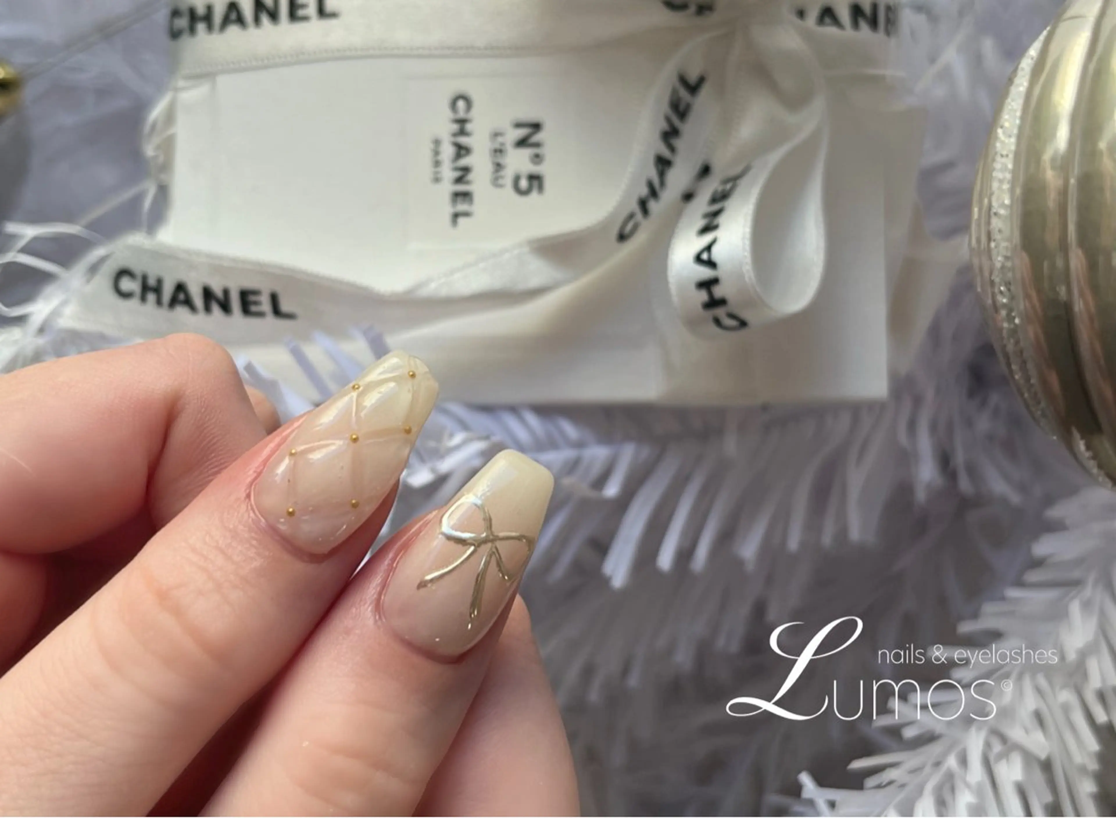 ネイル ハンドネイル Lumos Annのネイルデザイン