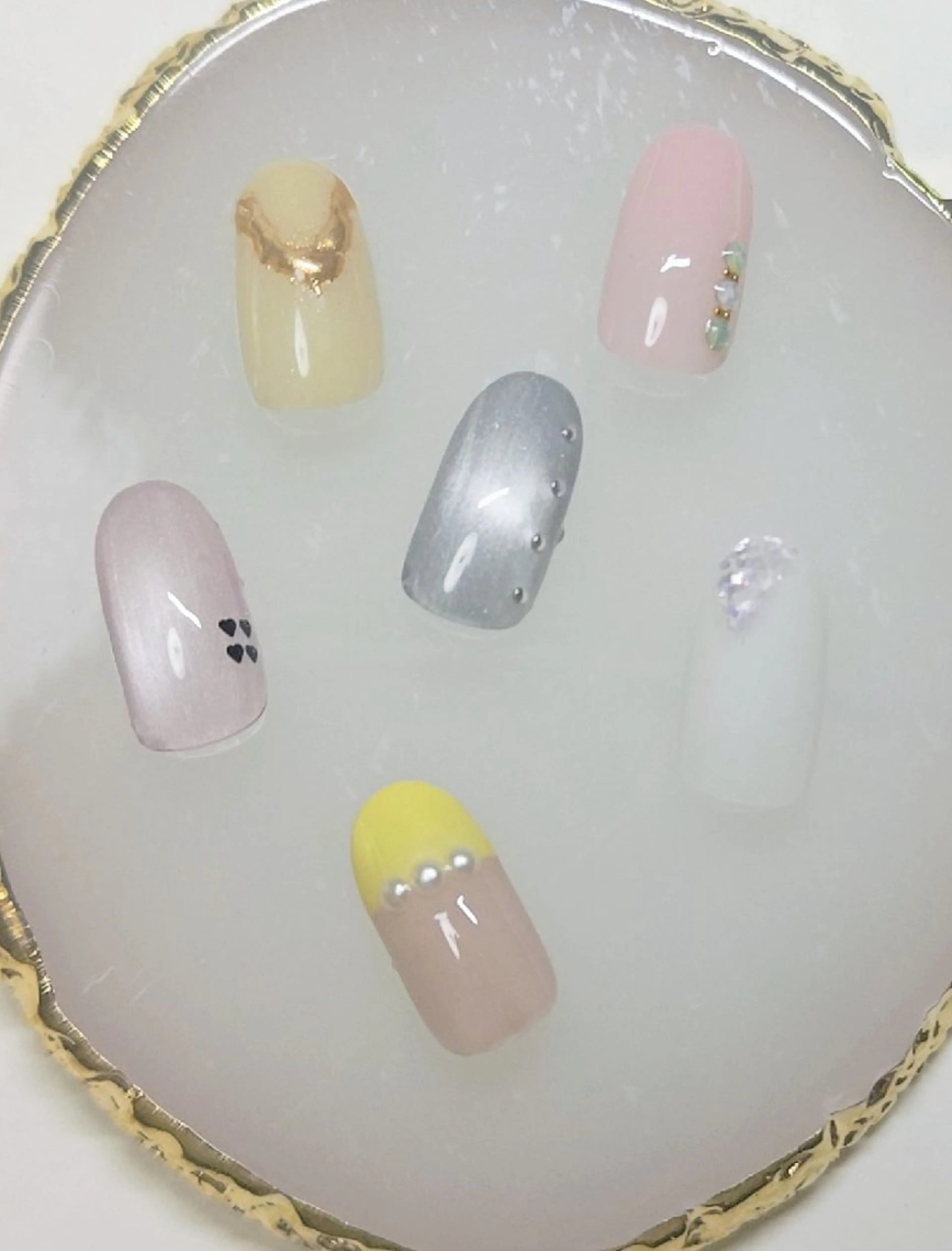 ネイル アートネイル ワンカラーネイル ハンドネイル ネイル空間所属・中嶋 茜のネイルデザイン