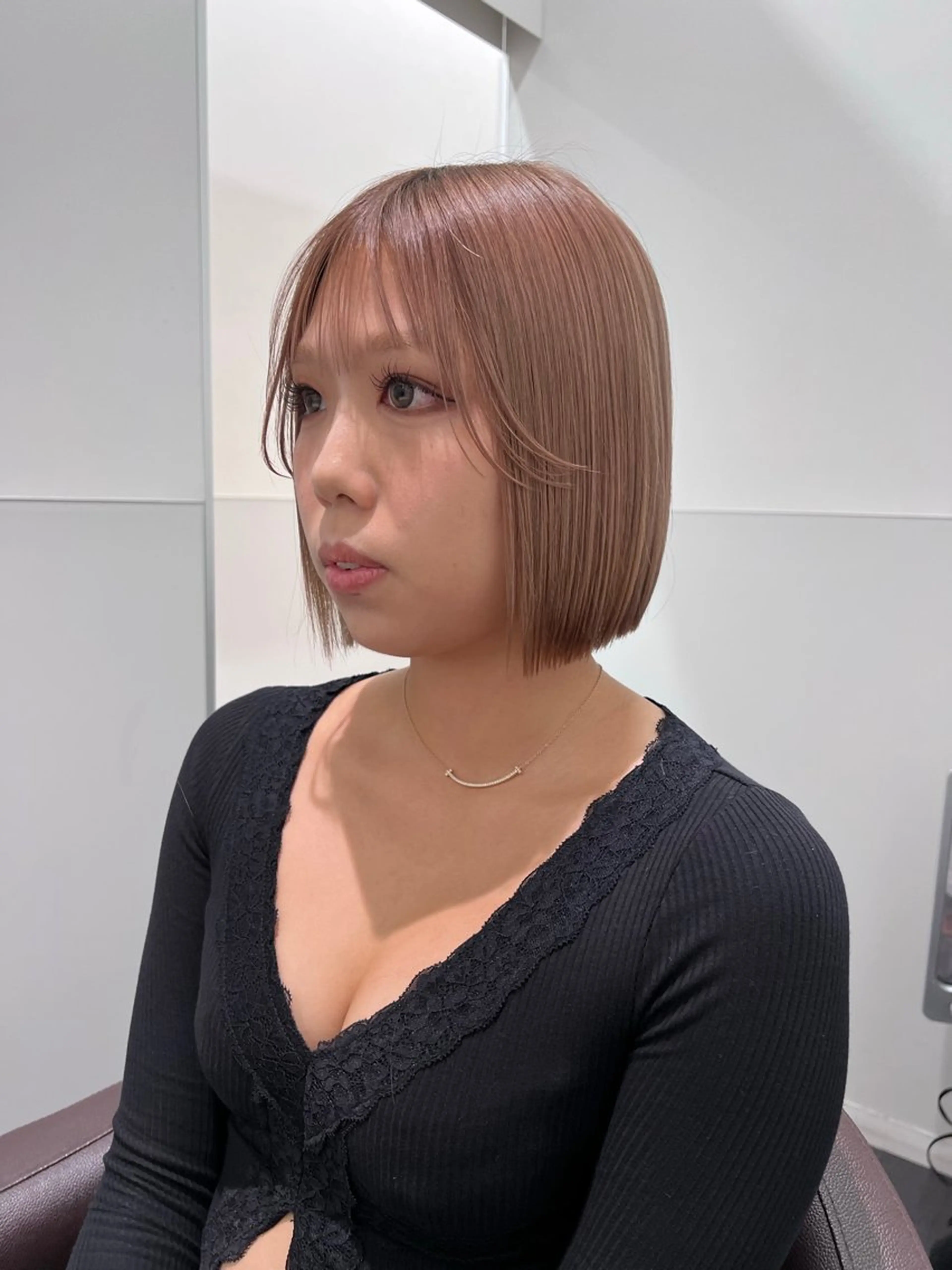 【韓国ボブ】小顔カット＋髪質改善トリートメント ¥10,000の写真