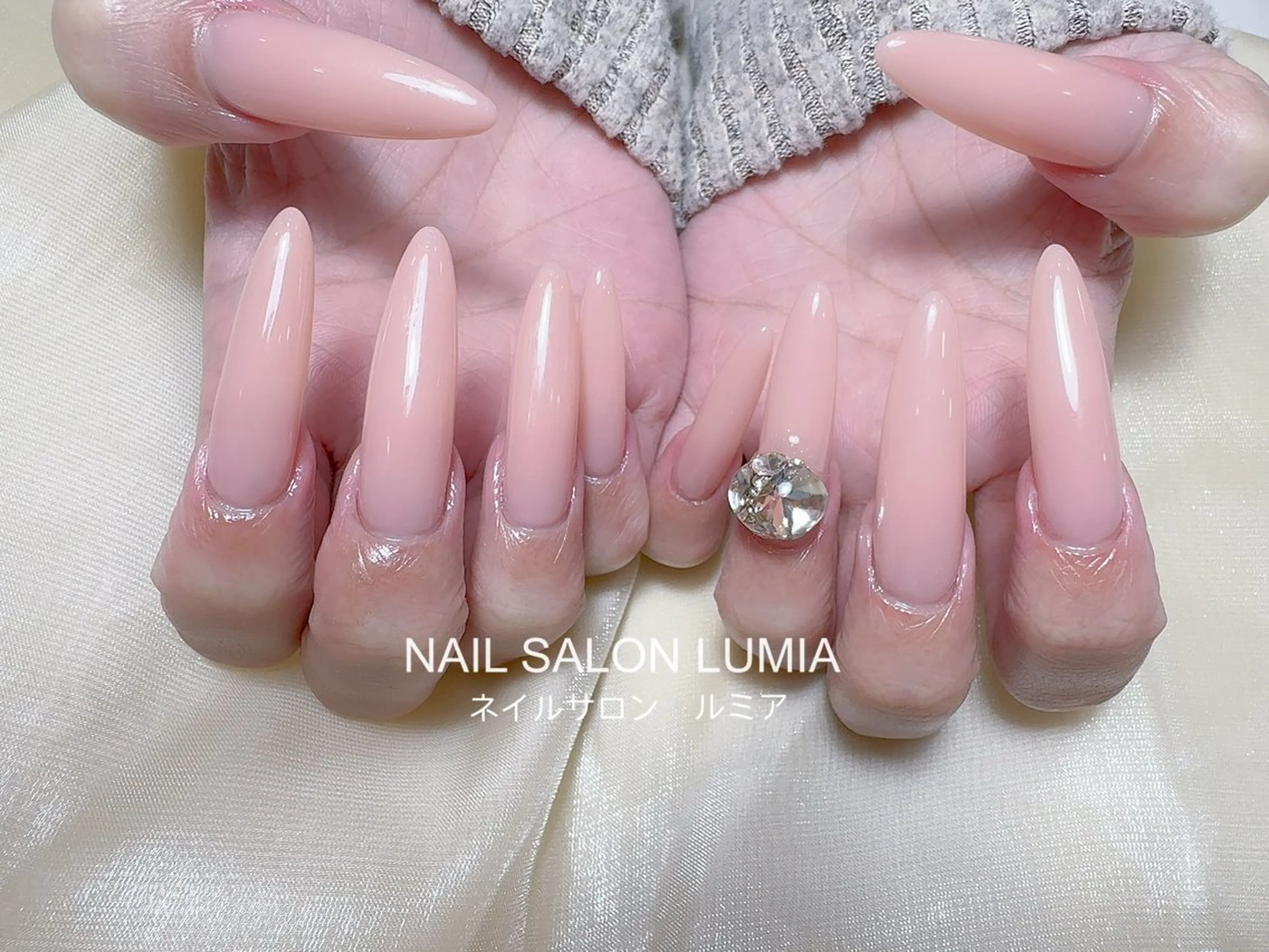 ネイル ハンドネイル ネイルサロン ルミア Lumia 店長のネイルデザイン