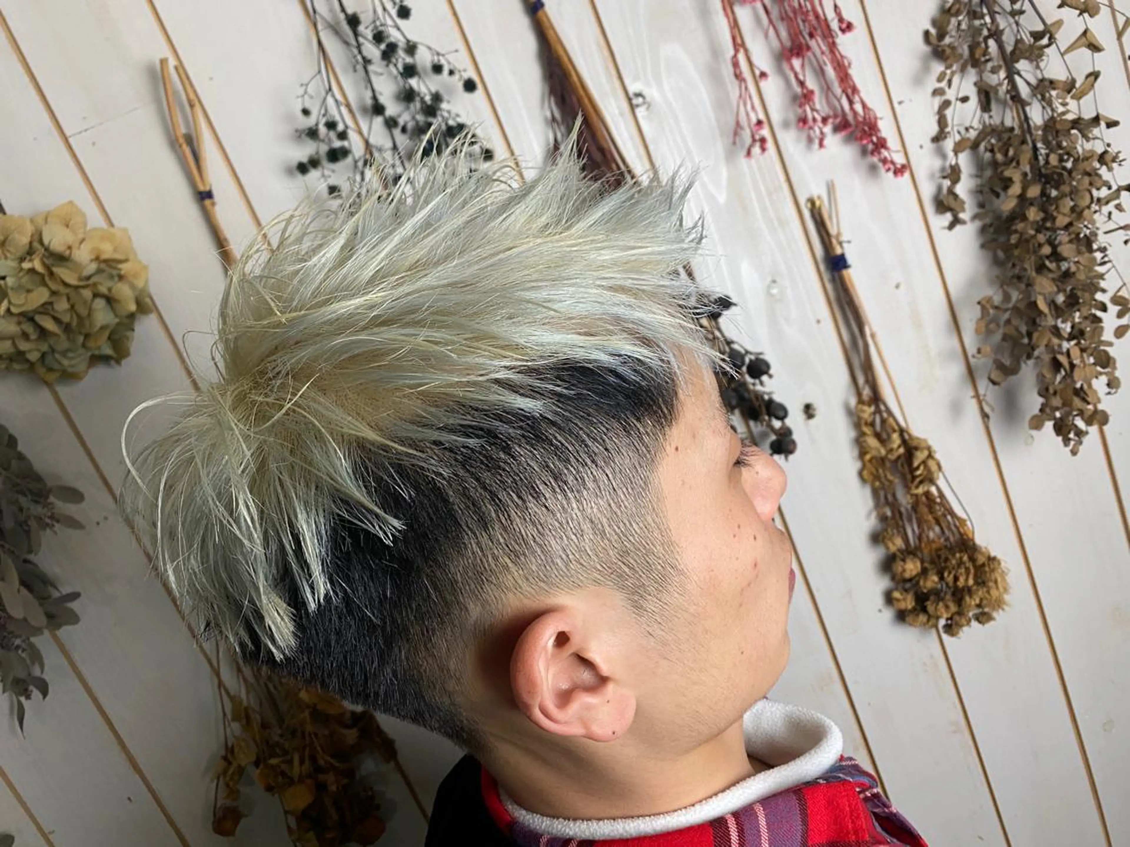 ショート カラー メンズ LILIS hair designのヘアスタイル