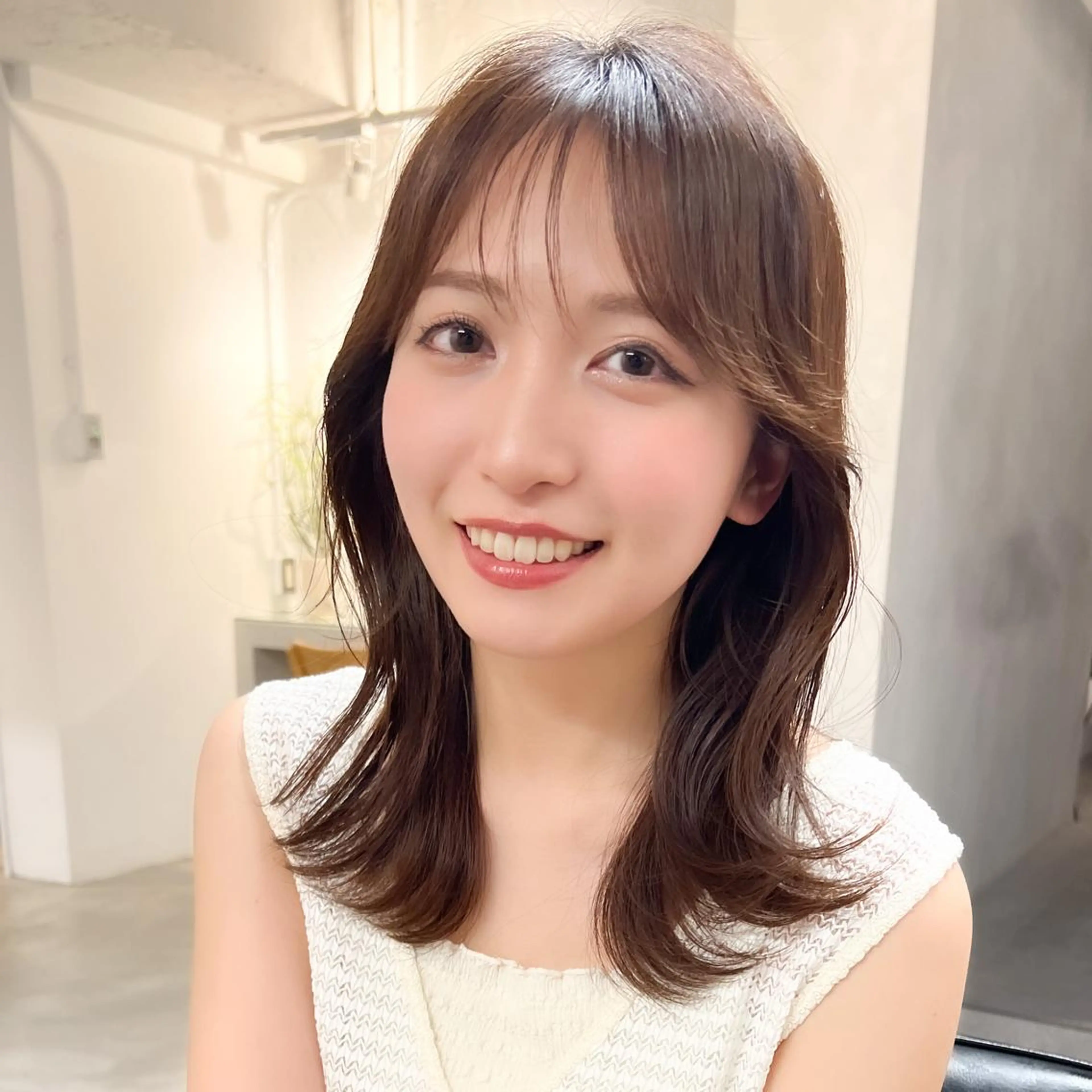 ミディアム カラー パーマ ミディアムパーマ くびれヘア 韓国風ヘア カット ヘアカラー パーマ トリートメント レイヤーカットのプロ 大人ヘア宮森貴志のヘアスタイル