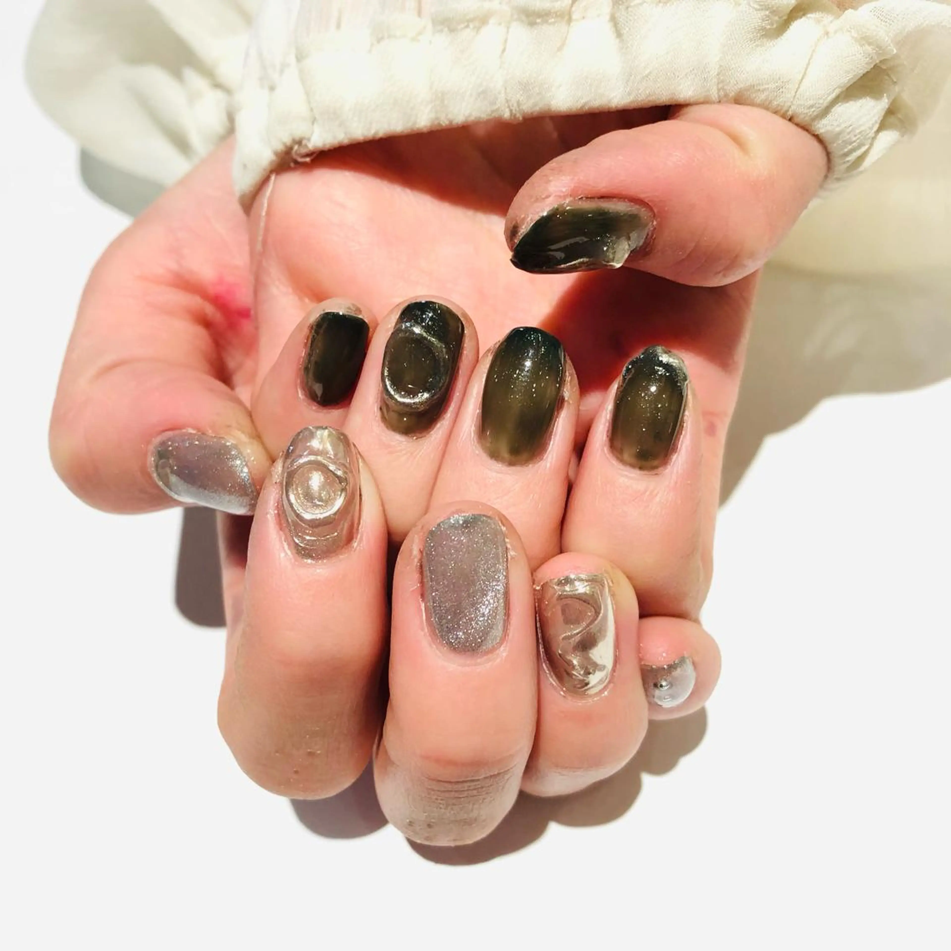 ネイル ニュアンスネイル 大阪福島韓国束感まつ げ Sayaka🤍のマツエク・マツパデザイン