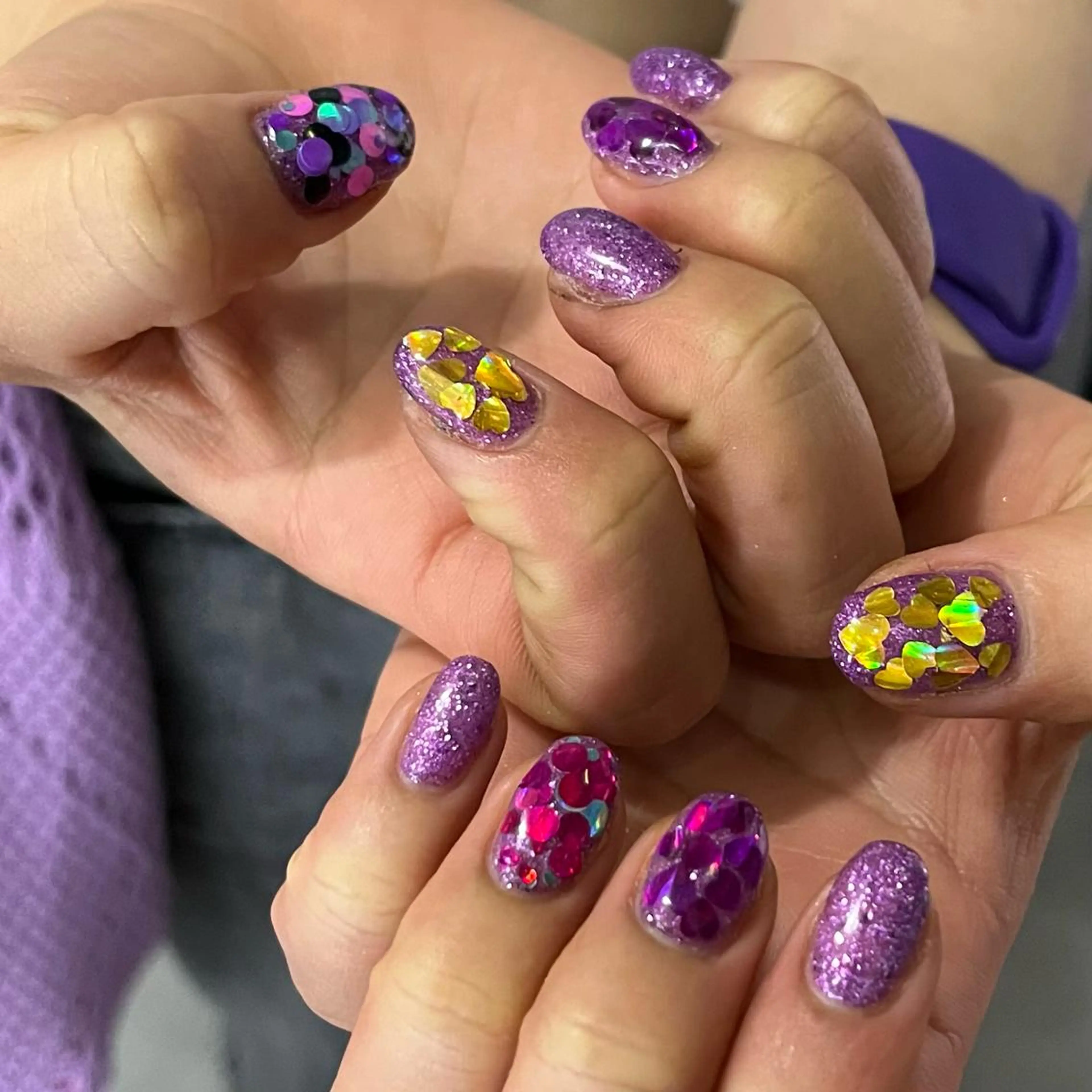 ネイル 🪐富島彩夏 /海外nail🪐のネイルデザイン