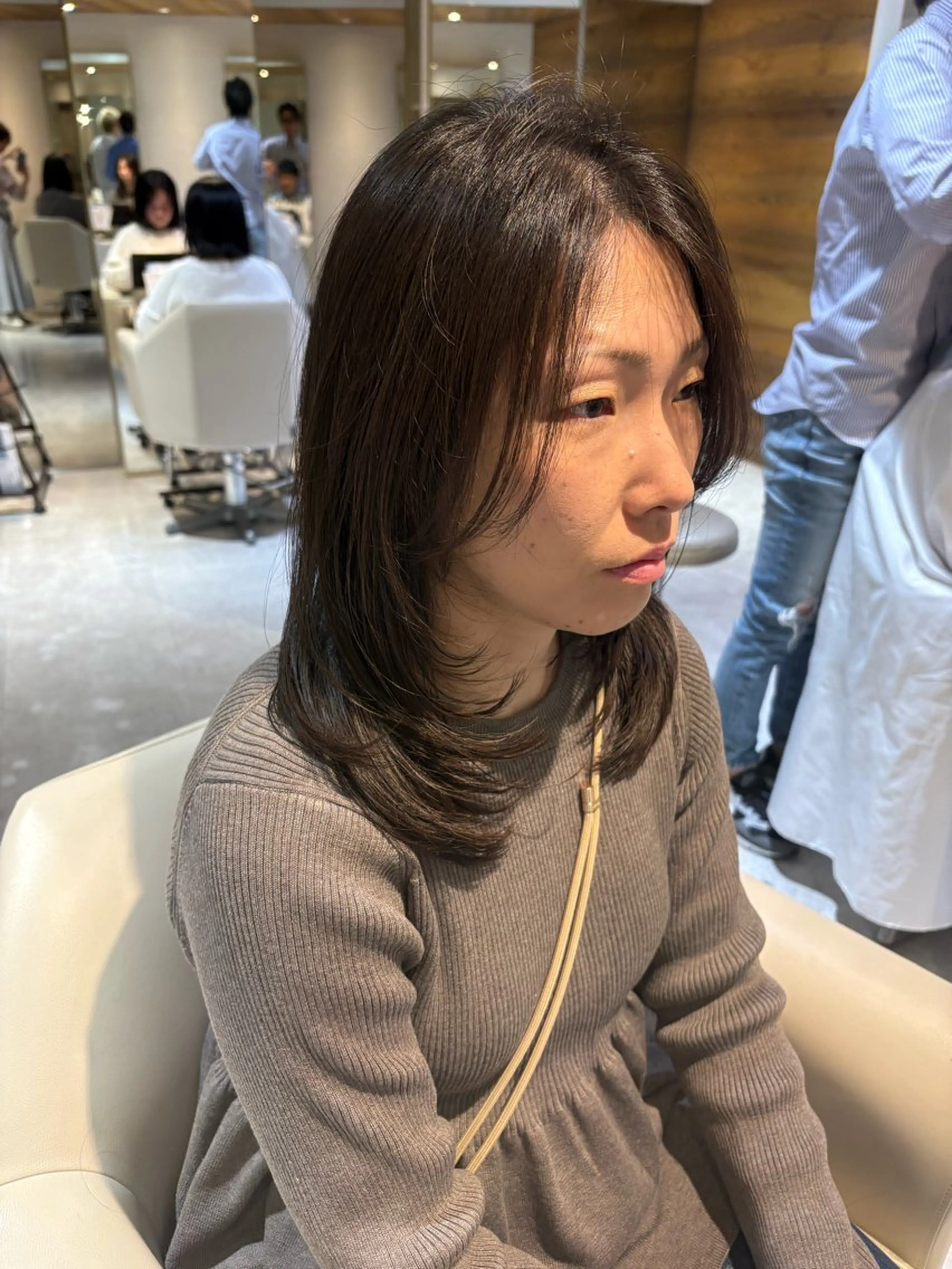 ミディアム 竹谷 奈津実のヘアスタイル