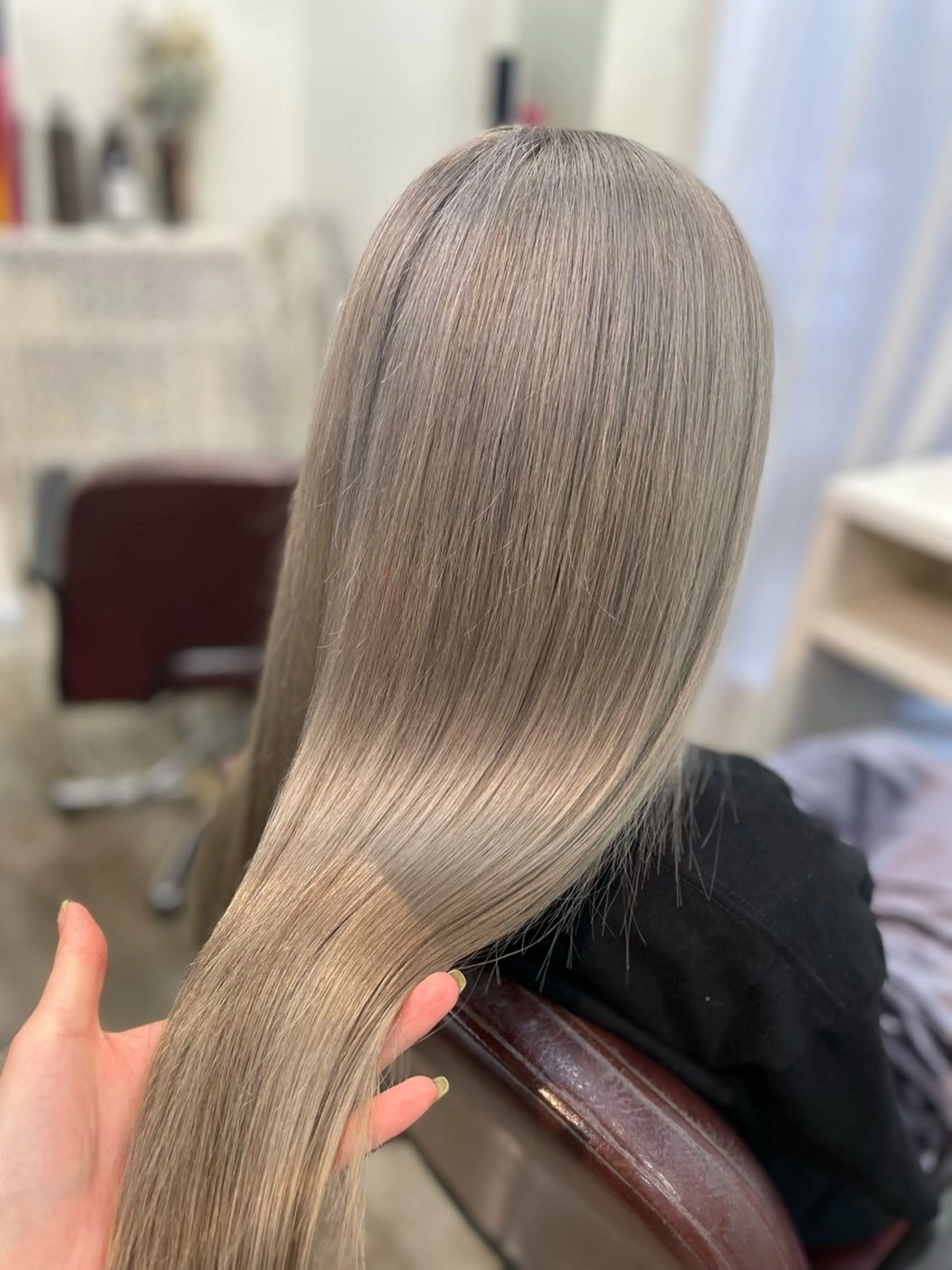 ロング カラー ヘアカラー トリートメント 韓国ヘア🤍髪質改善 🇰🇷AKANEのヘアスタイル