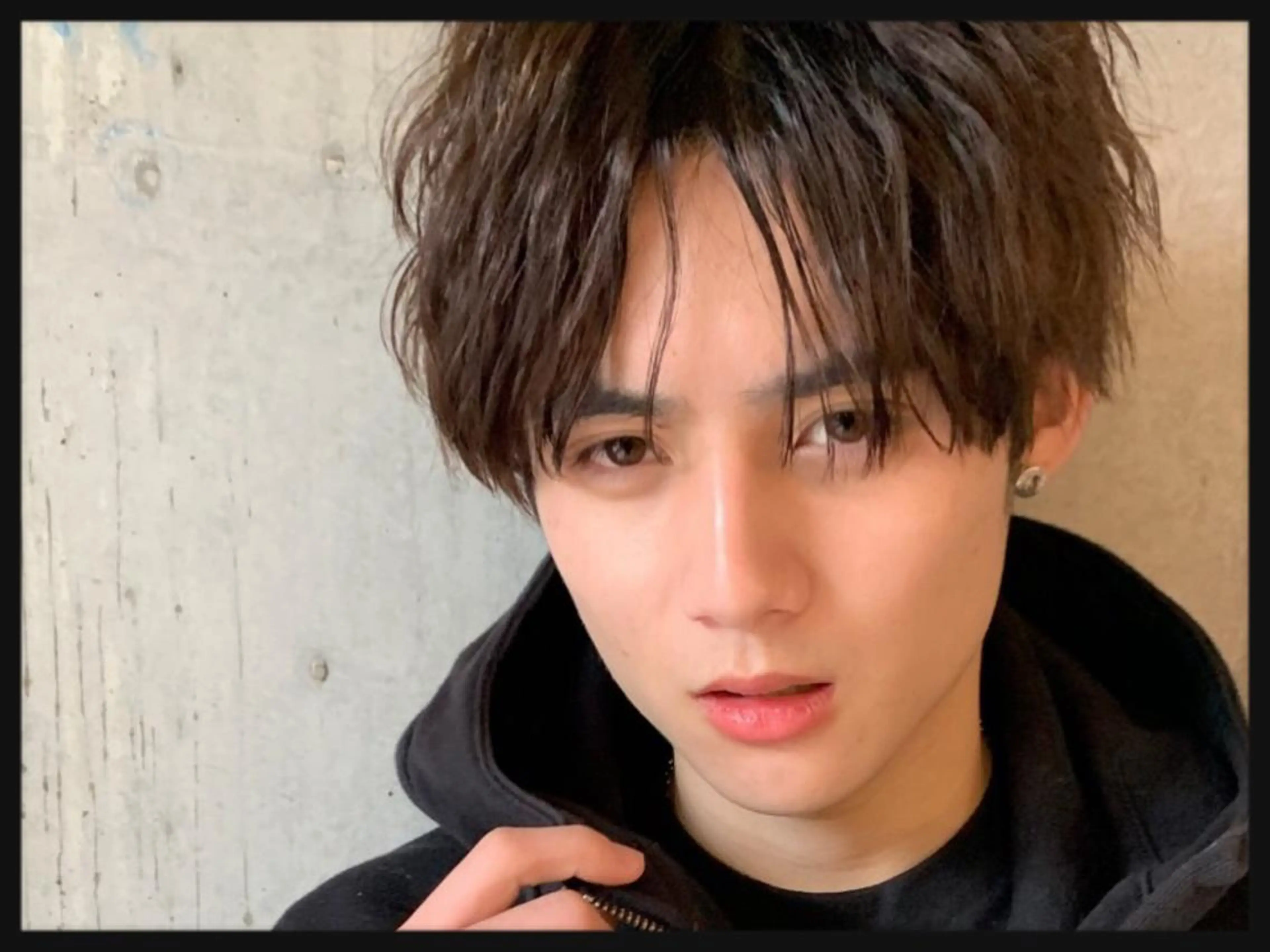 ショート カラー パーマ ヘアアレンジ メンズ カット トリートメント ヘッドスパ ヘアセット 🌈髪質改善🉐割✨ 🌸“ever”🌸のヘアスタイル