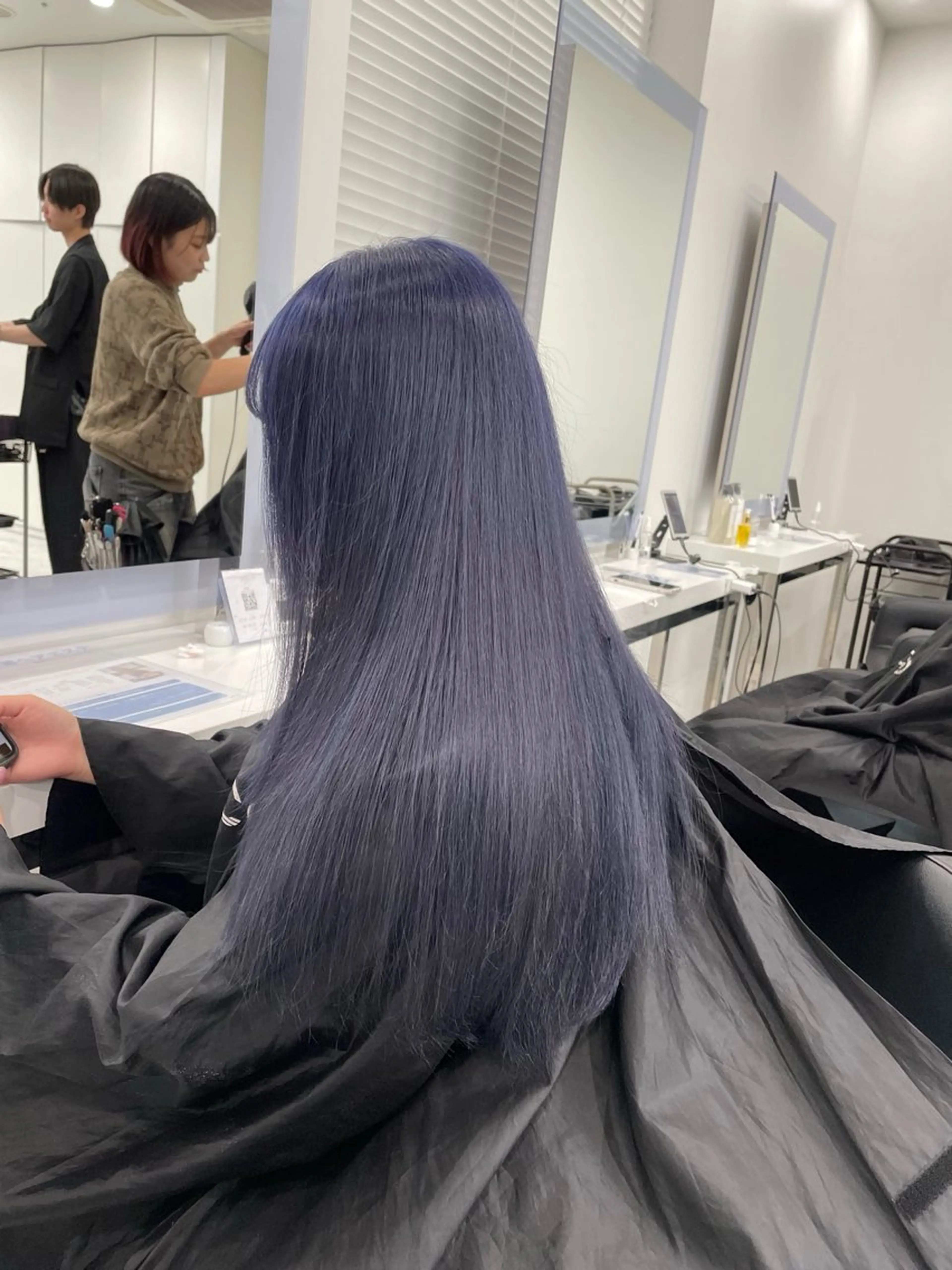 セミロング カラー ヘアアレンジ ブリーチ ブルーカラー ケアブリーチ ダブルカラー 髪質改善 🫧モテる💗ダメー ジレスハイトーン🫧のヘアスタイル