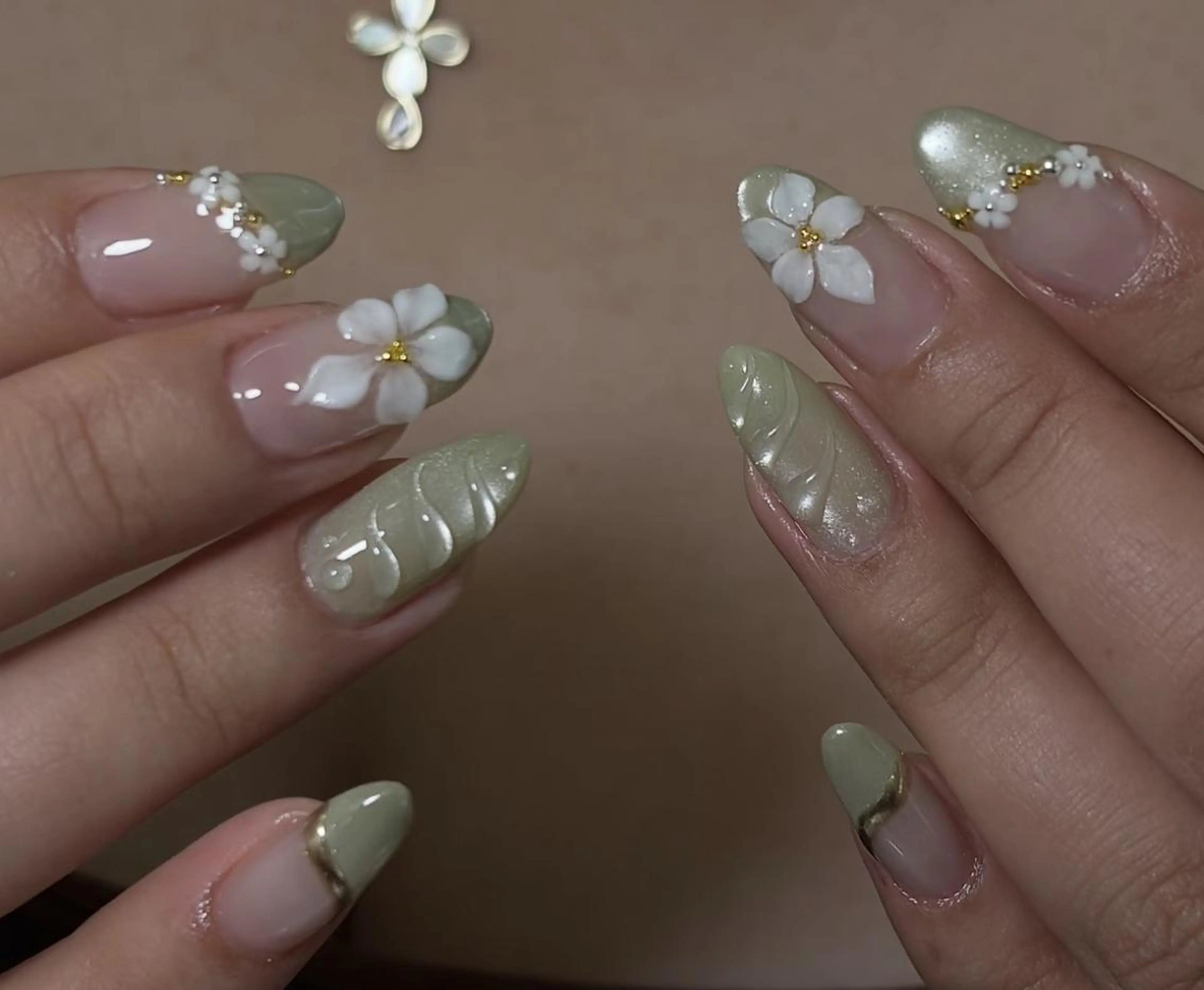 ネイル ハンドネイル Pure&Rich Nailのネイルデザイン