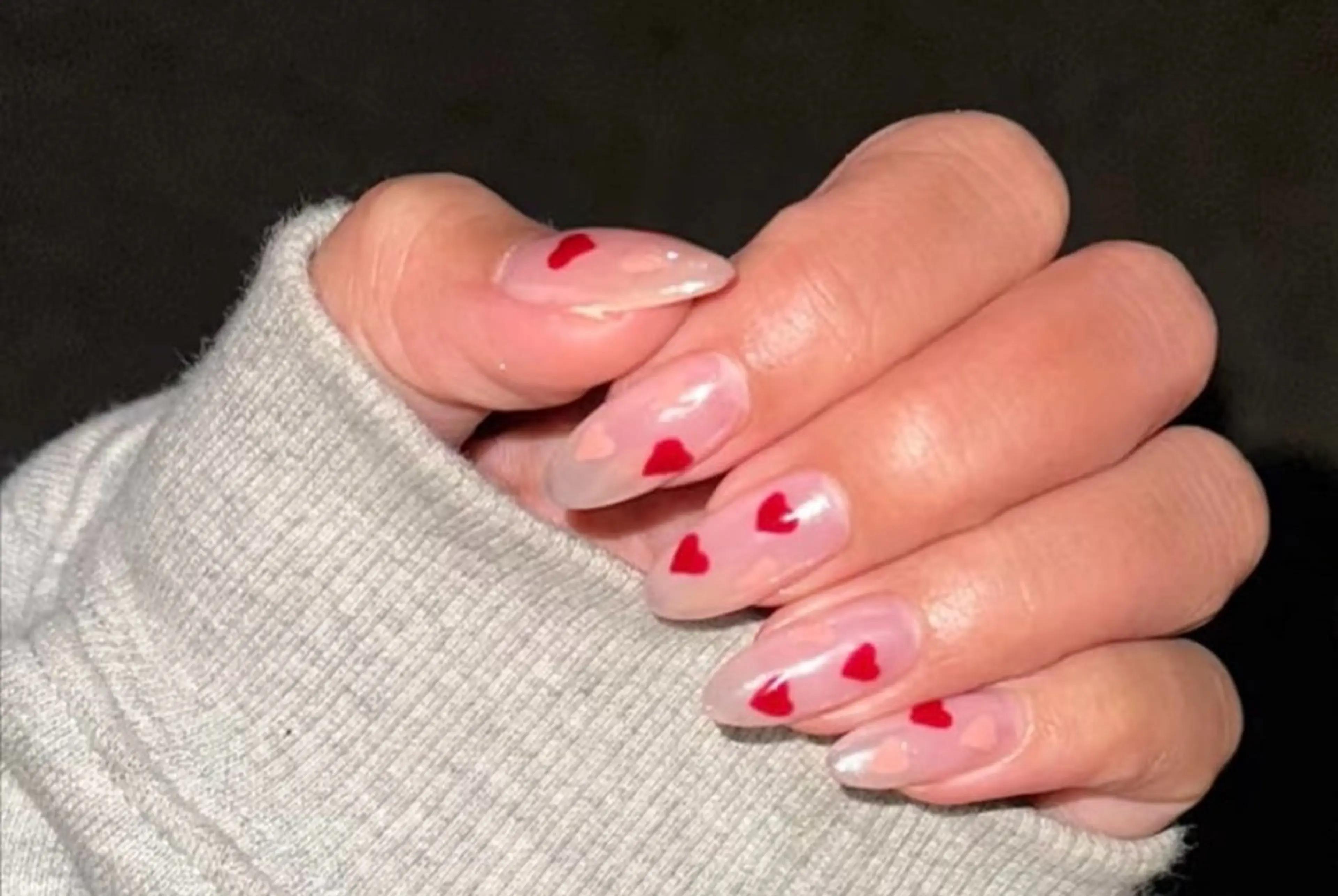 ネイル 高木 維麗絲のネイルデザイン