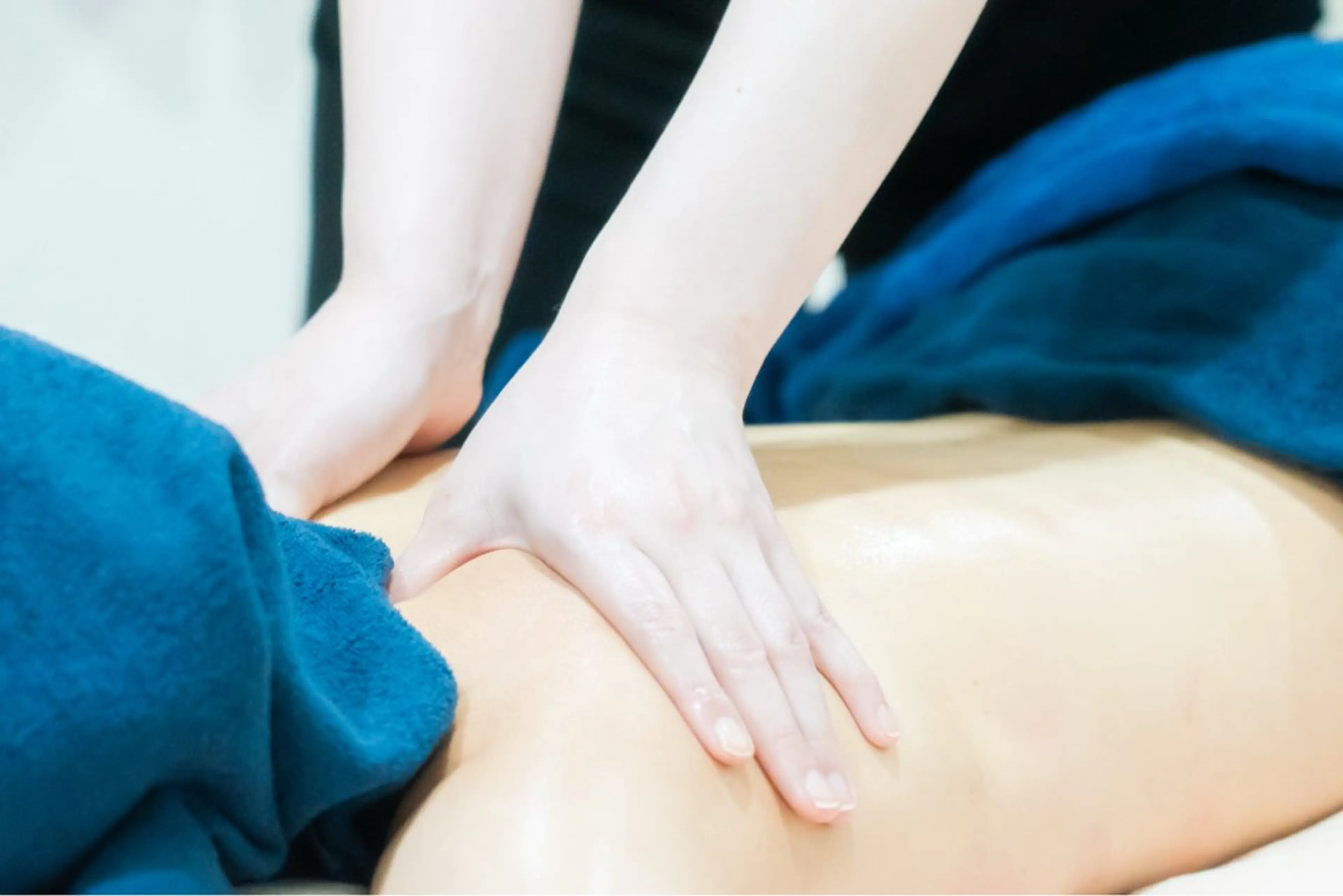 アイケア【瞳の癒®︎】+オイルリンパ 60分の写真