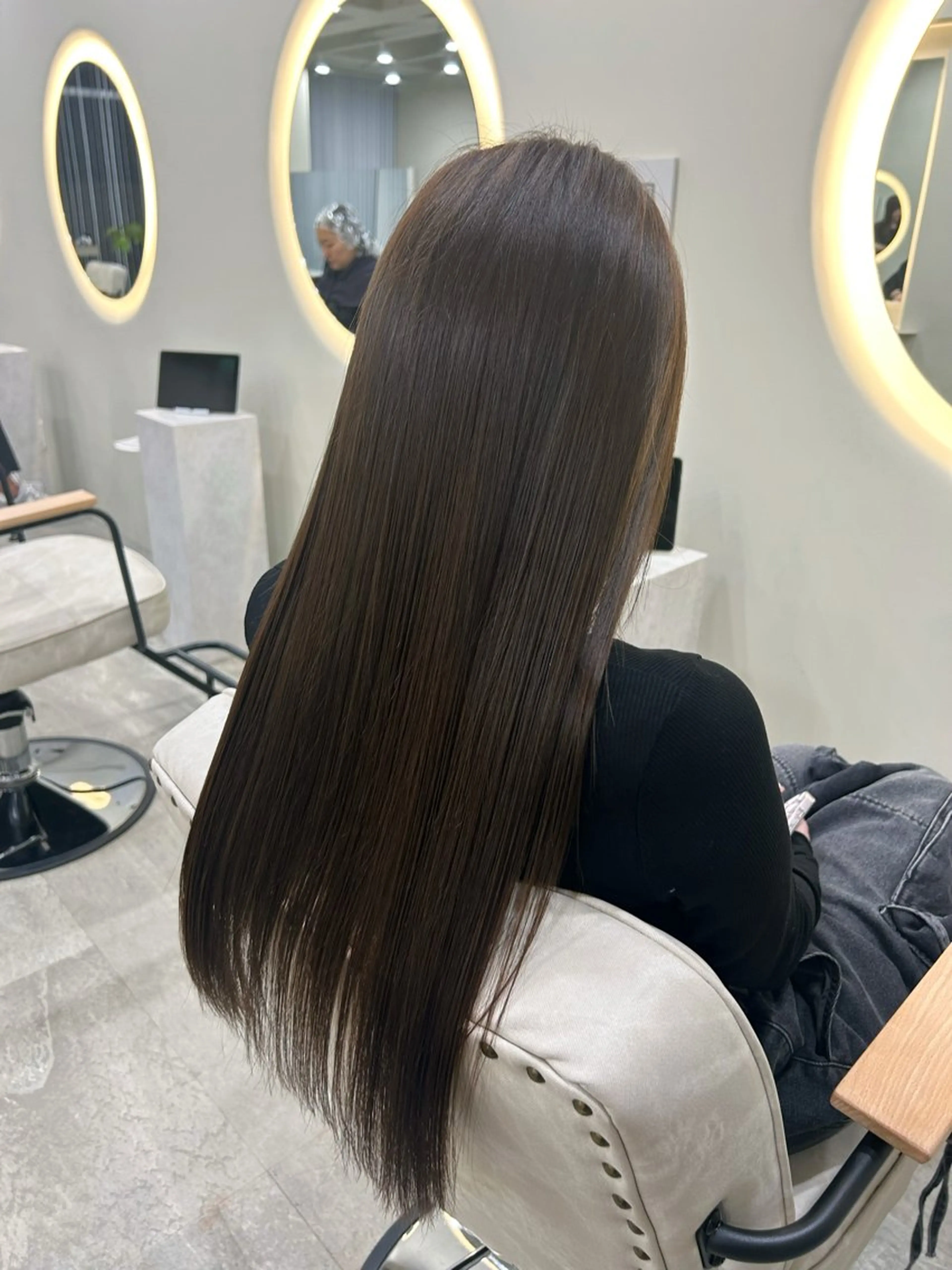 ロング カラー ベージュカラー ヘアカラー 透明感カラー レイヤー/むつきのヘアスタイル