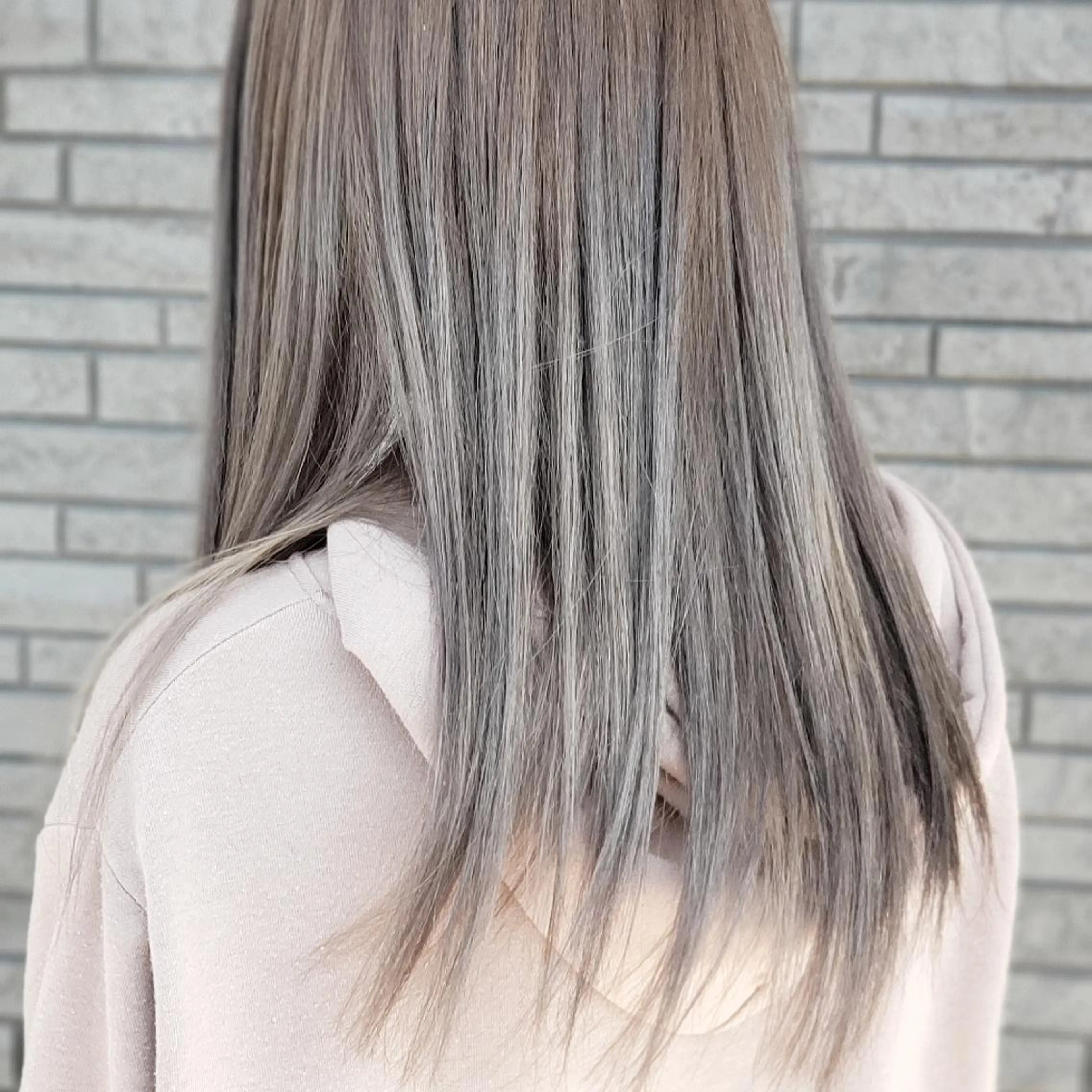 セミロング カラー 🌿小川 大輔🌿のヘアスタイル