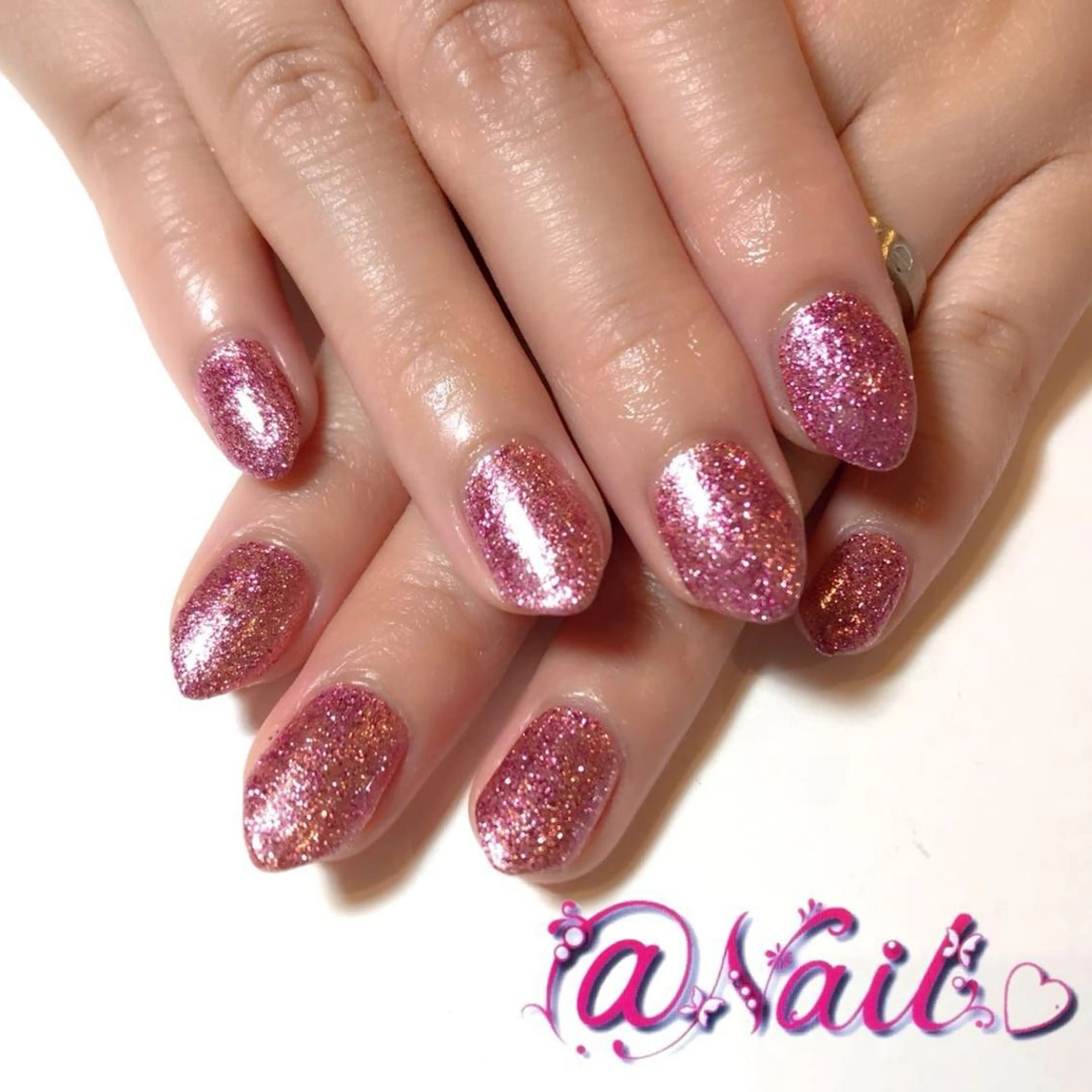 ネイル 小尾 栞のネイルデザイン