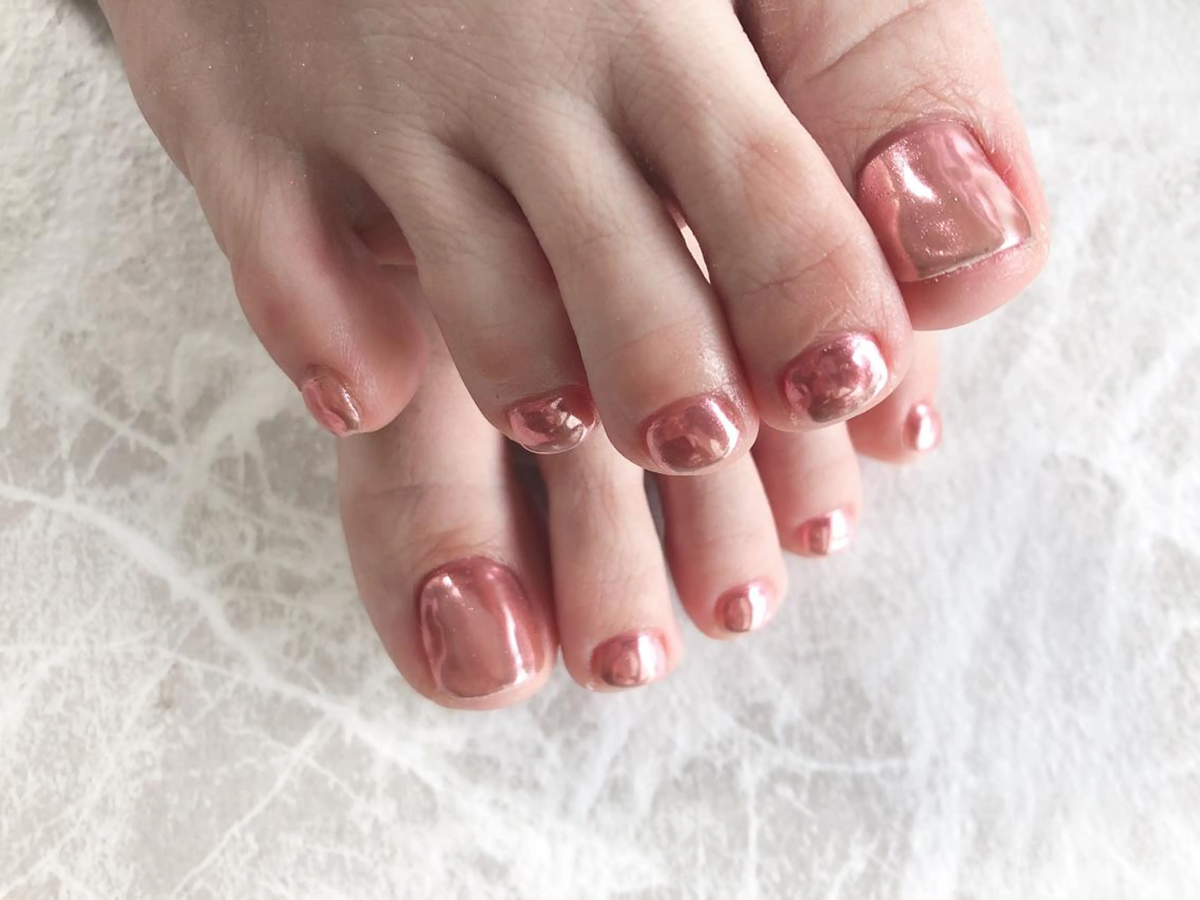 ネイル ミラーネイル Rio 𓍼のネイルデザイン