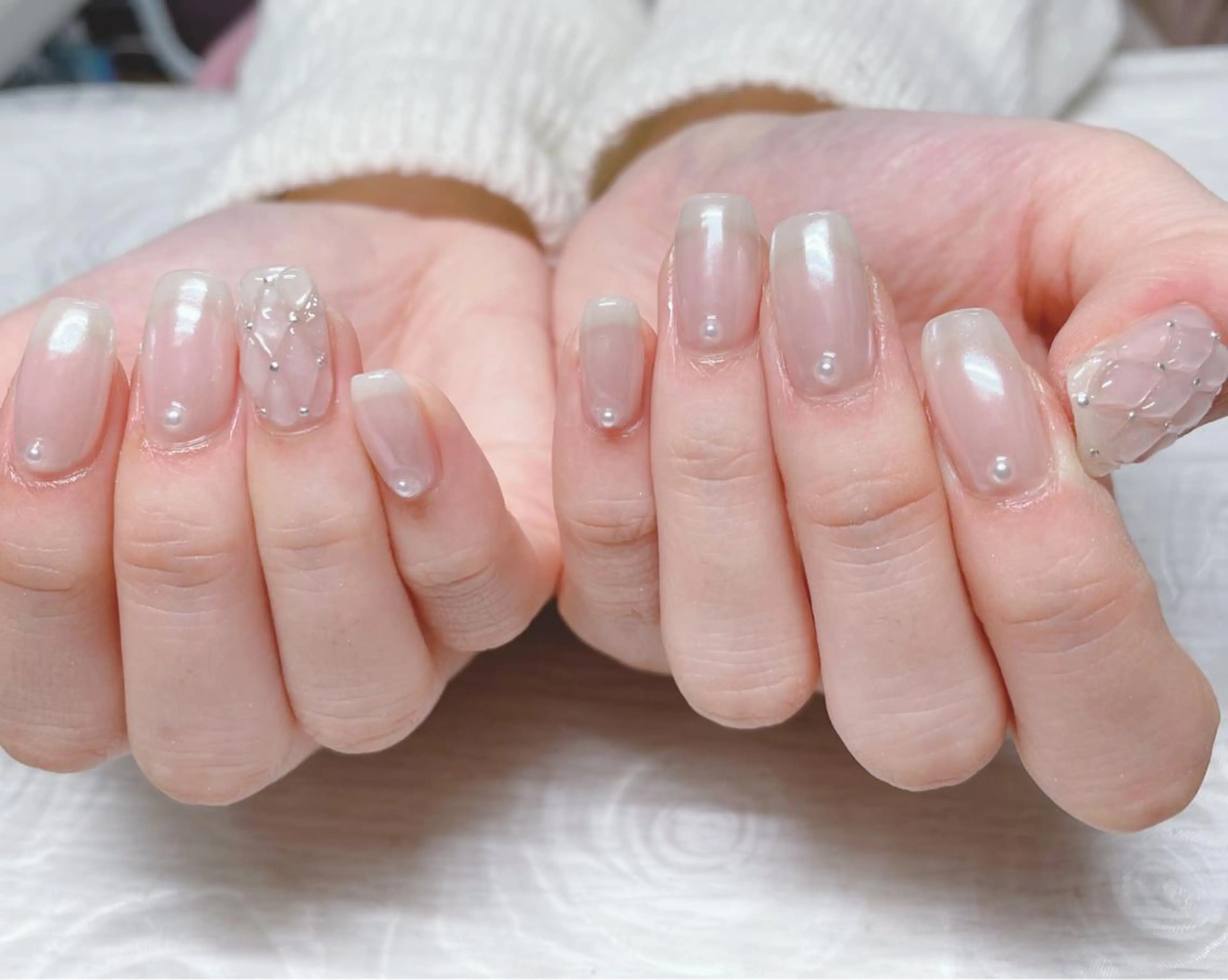 カラー ネイル 芦辺 香奈のネイルデザイン