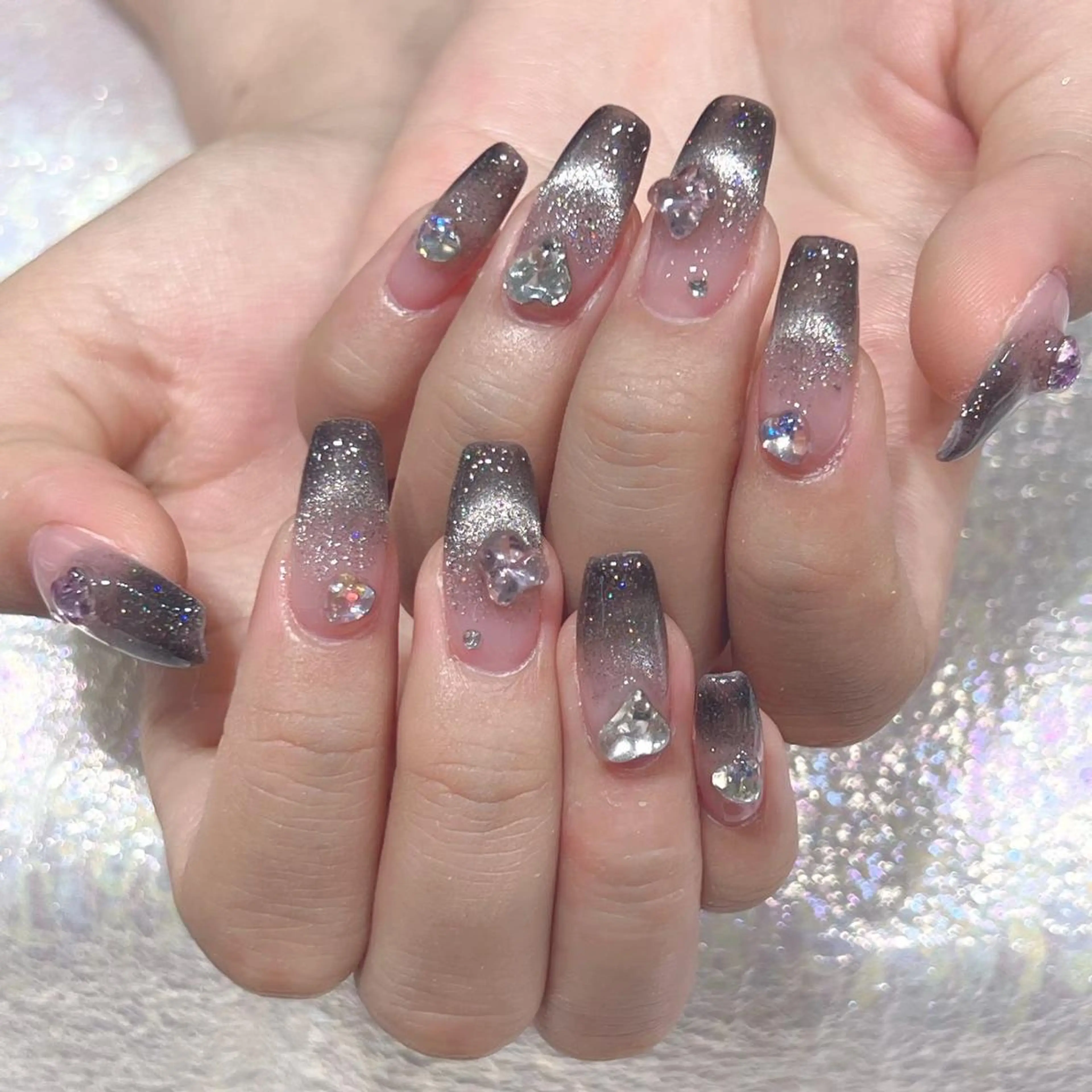 ネイル ハンドネイル Queens ひなのネイルデザイン