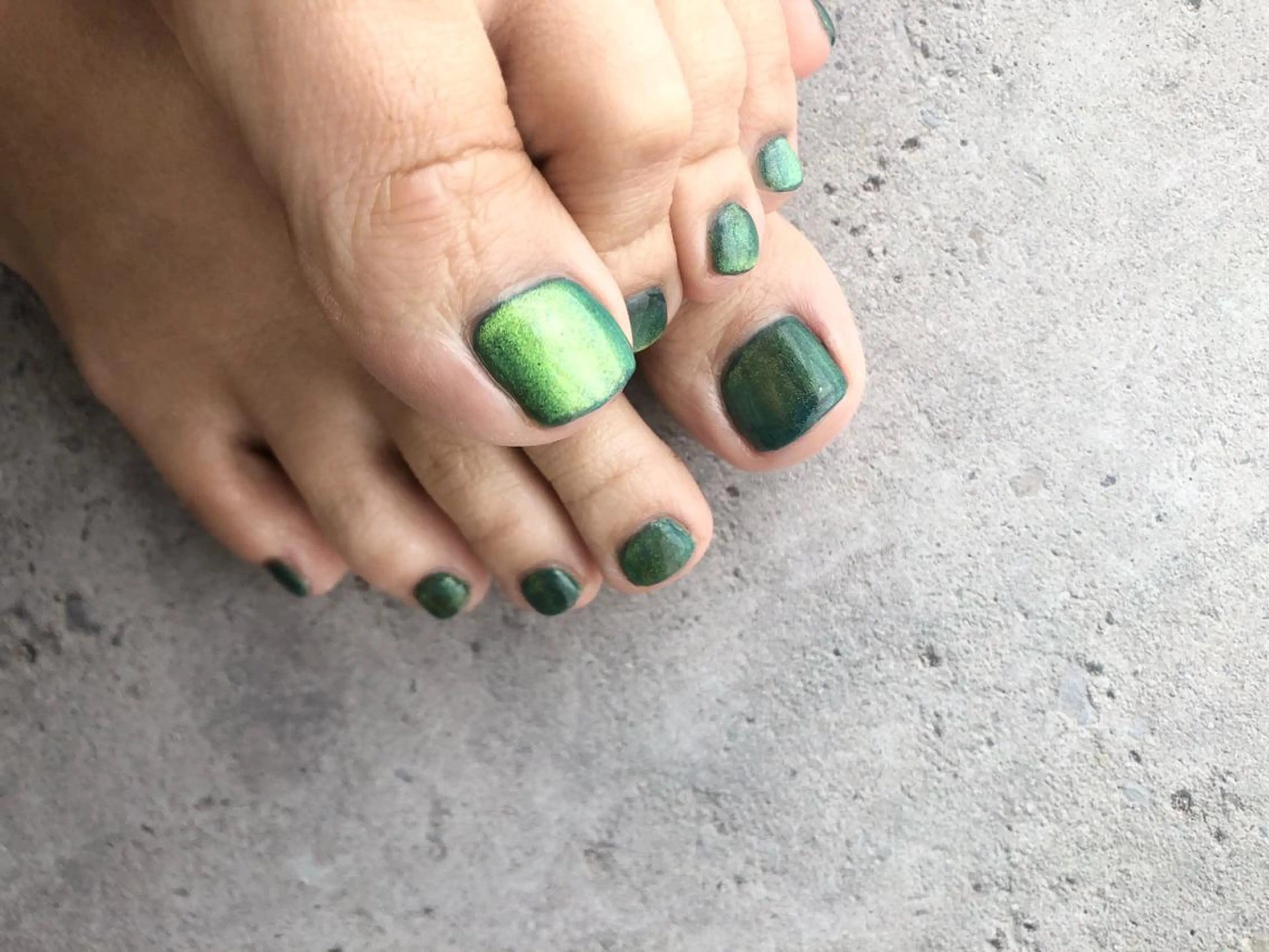 【フットジェルネイル ワンカラー】お好きなカラー1色お選びいただけます💅＊他店オフ+¥1000自店オフ+¥500の写真