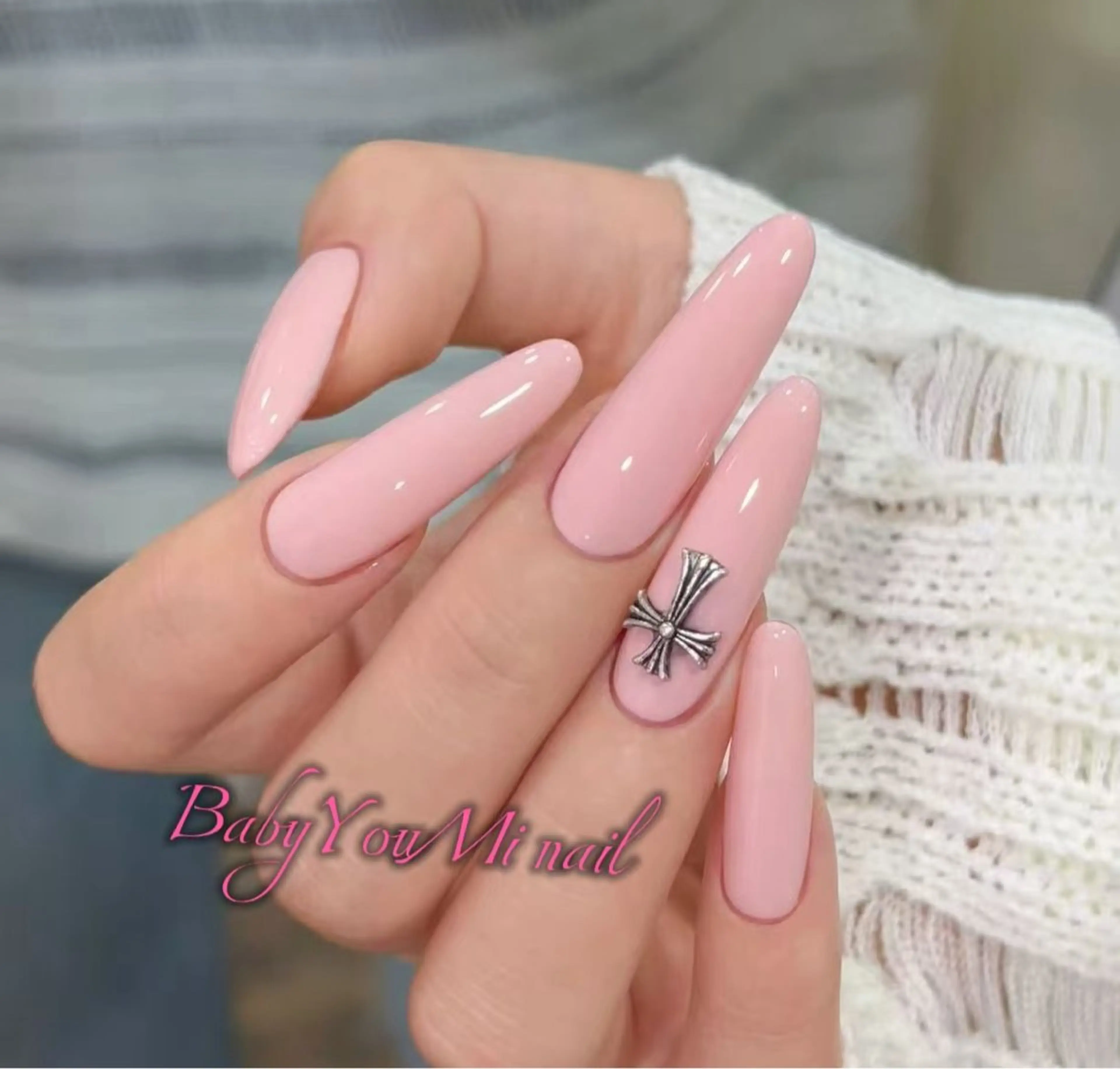 ネイル オーロラネイル フラワーネイル フットネイル フレンチネイル ジェルネイル ハンドネイル BabyYouMi nailのネイルデザイン