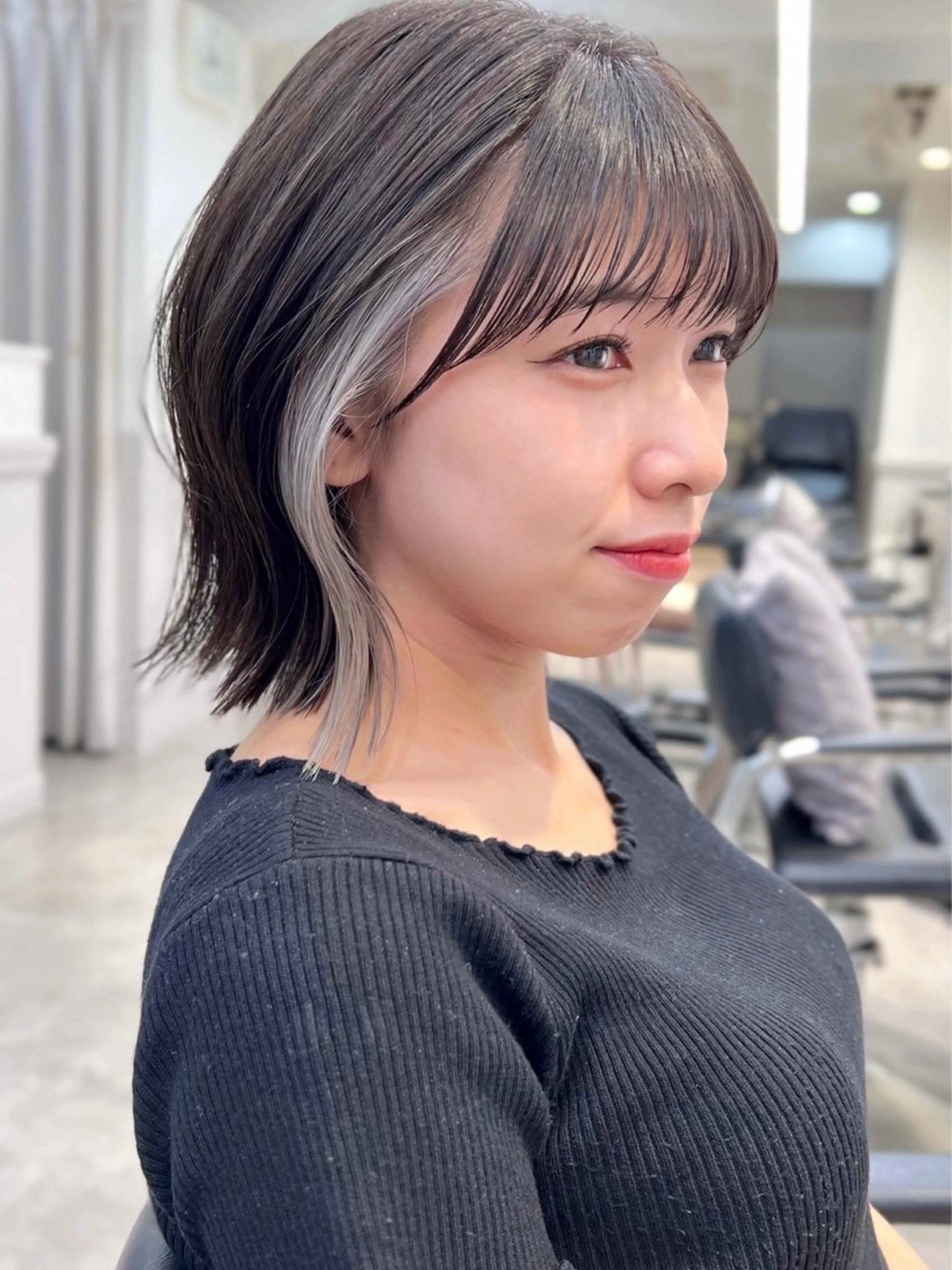 ミディアム カラー イヤリングカラー インナーカラー ボブ くびれヘア 夏山 秀憲のヘアスタイル